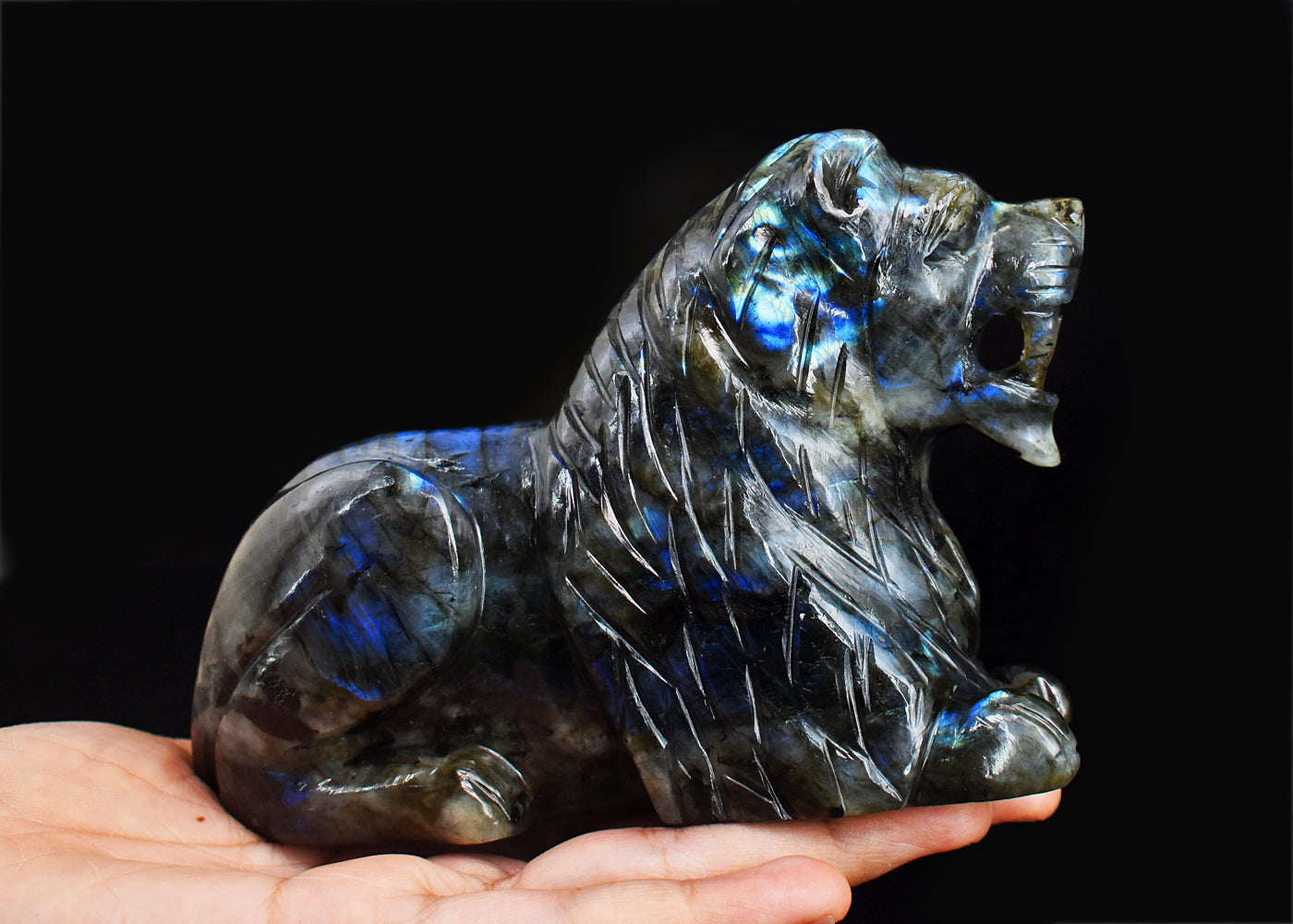 Blue Flash Labradorite 3914.00 Carats Genuine Hand Carved Crystal Gemstone Carving Lion Blue Flash Labradorite 3914.00 Carats Genuine Hand Carved Crystal Gemstone Carving Lion