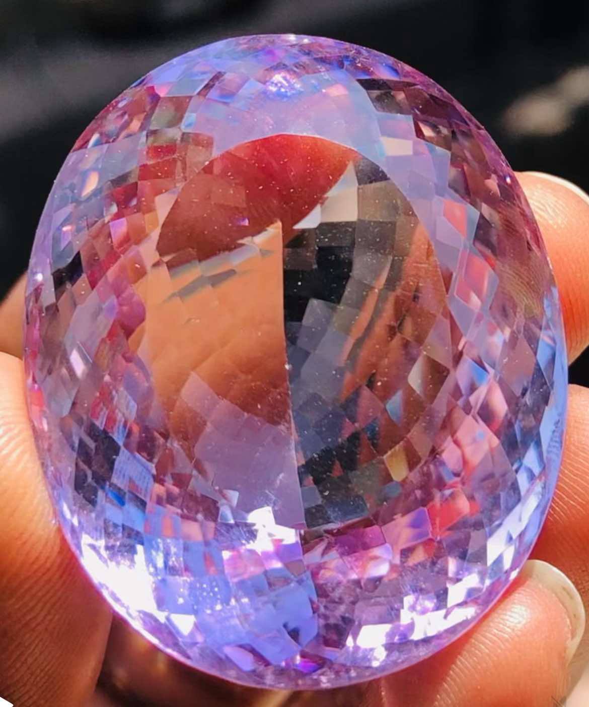 Stunning 171.00 Cts Genuine Amethyst Faceted Loose Gemstone Stunning 171.00 Cts Genuine Amethyst Faceted Loose Gemstone