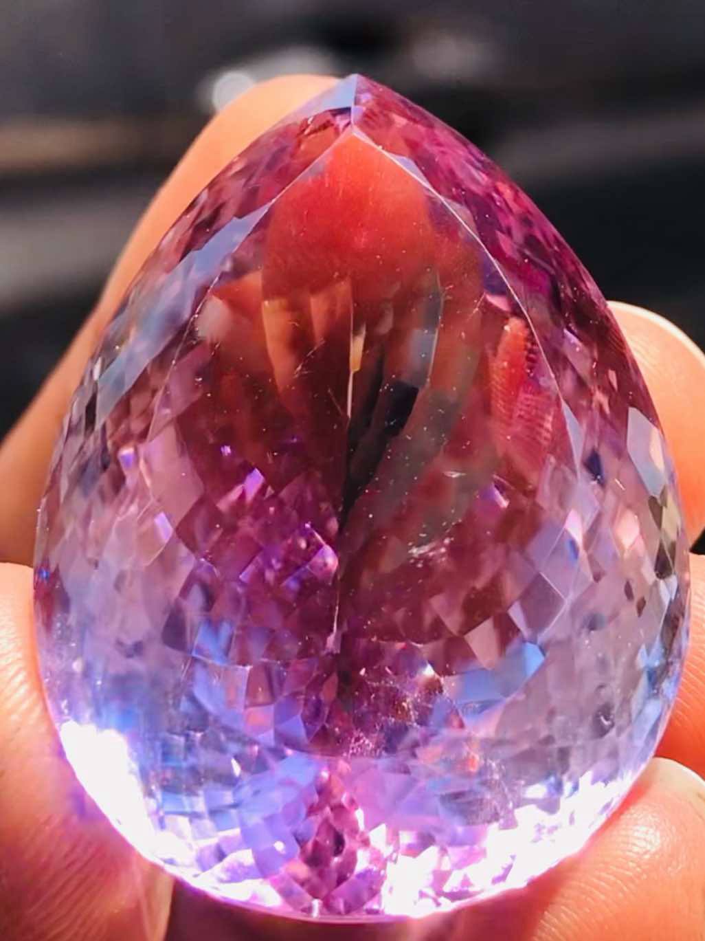 Amazing 128.00 Cts Genuine Amethyst Faceted Loose Gemstone Amazing 128.00 Cts Genuine Amethyst Faceted Loose Gemstone