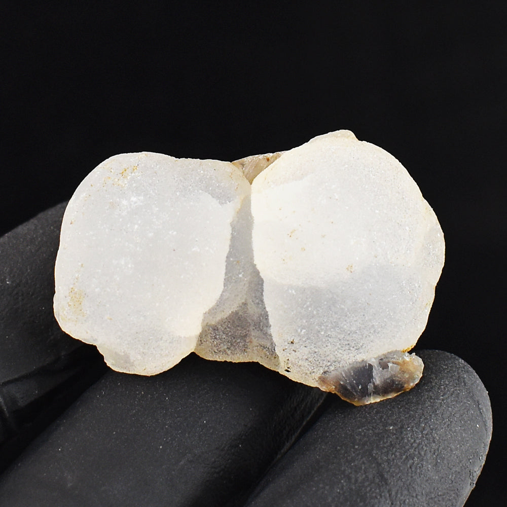 Genuine 91.00 Carats Beautiful Chalcedony Crystal Specimen Gemstone Genuine 91.00 Carats Beautiful Chalcedony Crystal Specimen Gemstone