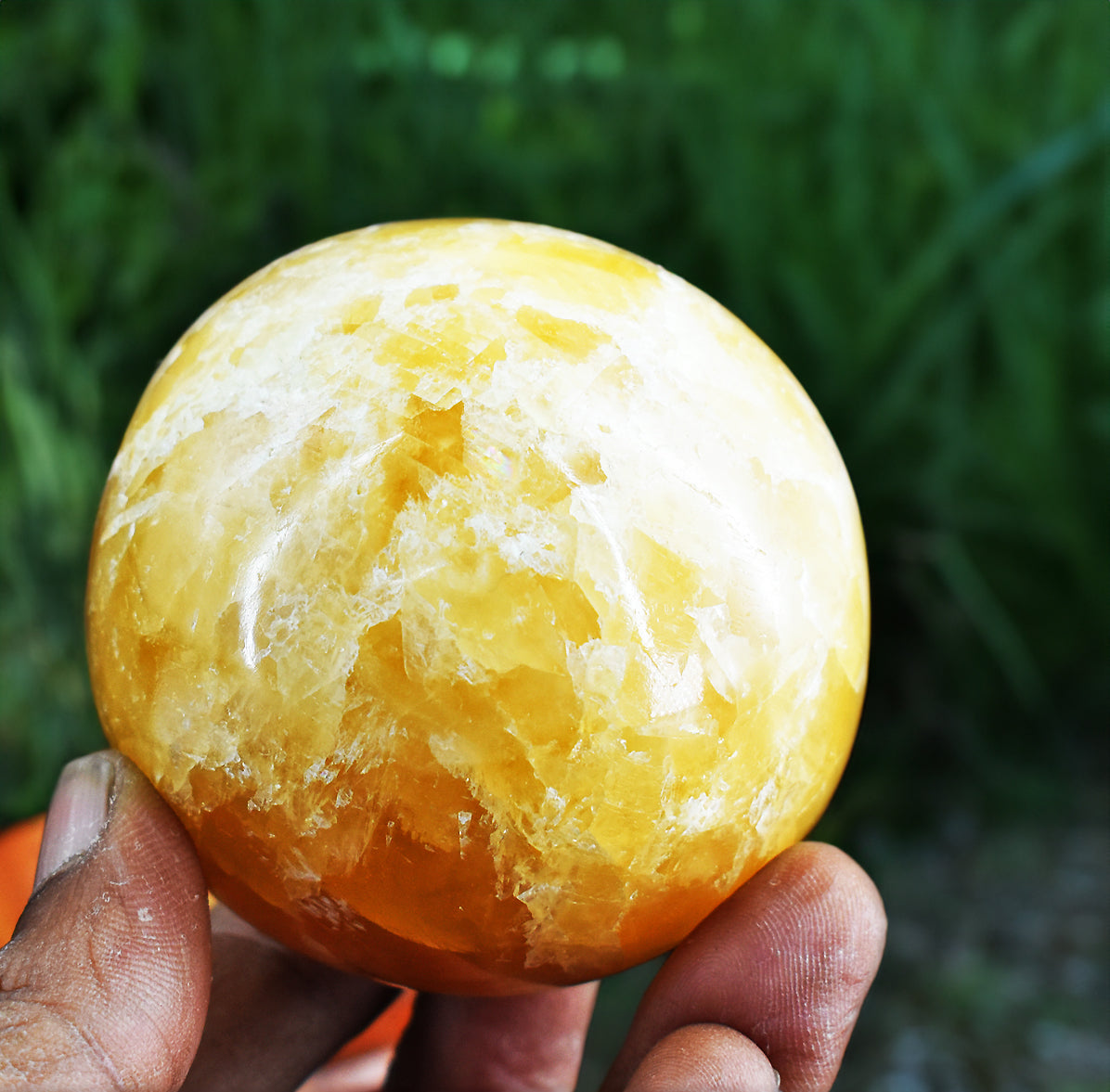 1476.00  Carats  Gorgeous  Genuine  Yellow  Calcite  Hand  Carved  Healing  Sphere 1476.00  Carats  Gorgeous  Genuine  Yellow  Calcite  Hand  Carved  Healing  Sphere
