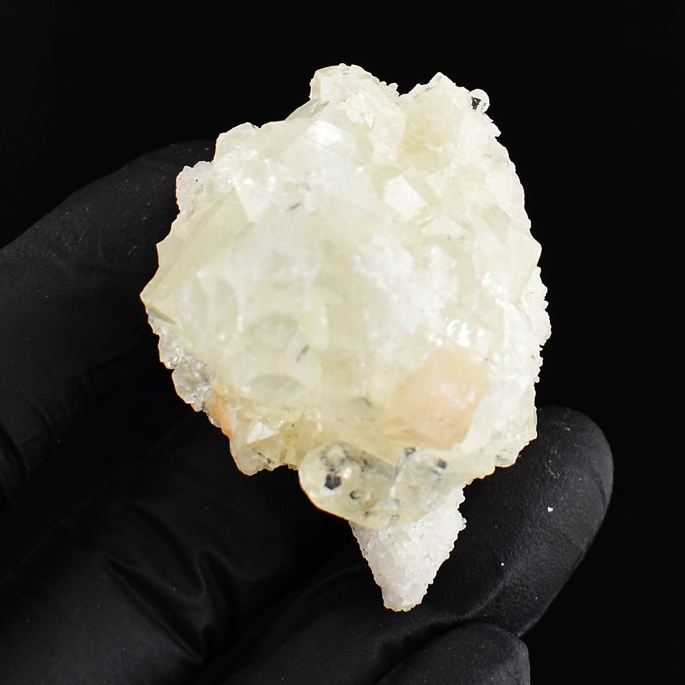 242.00 Carats Genuine Stilbite Crystal Specimen Gemstone 242.00 Carats Genuine Stilbite Crystal Specimen Gemstone