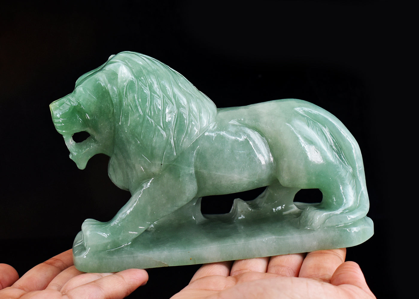 Artisian 4590.00 Cts Genuine Green Aventurine Hand Carved Crystal Gemstone Carving Lion Artisian 4590.00 Cts Genuine Green Aventurine Hand Carved Crystal Gemstone Carving Lion