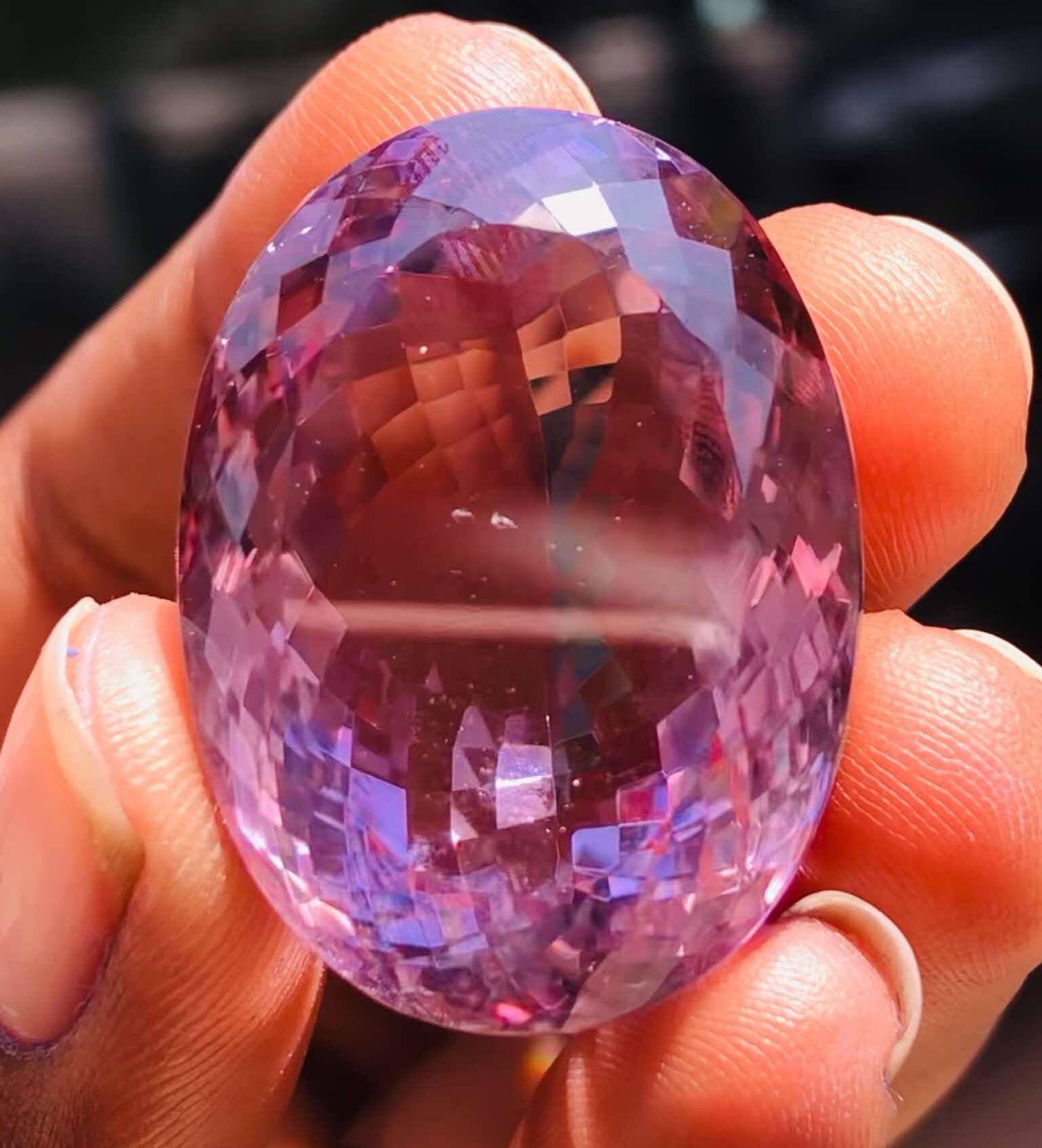 Untreated 79.00 Cts Genuine Amethyst Faceted Loose Gemstone Untreated 79.00 Cts Genuine Amethyst Faceted Loose Gemstone