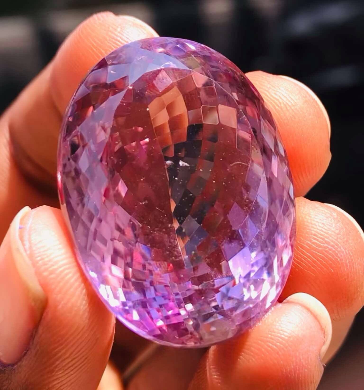 Untreated 79.00 Cts Genuine Amethyst Faceted Loose Gemstone Untreated 79.00 Cts Genuine Amethyst Faceted Loose Gemstone