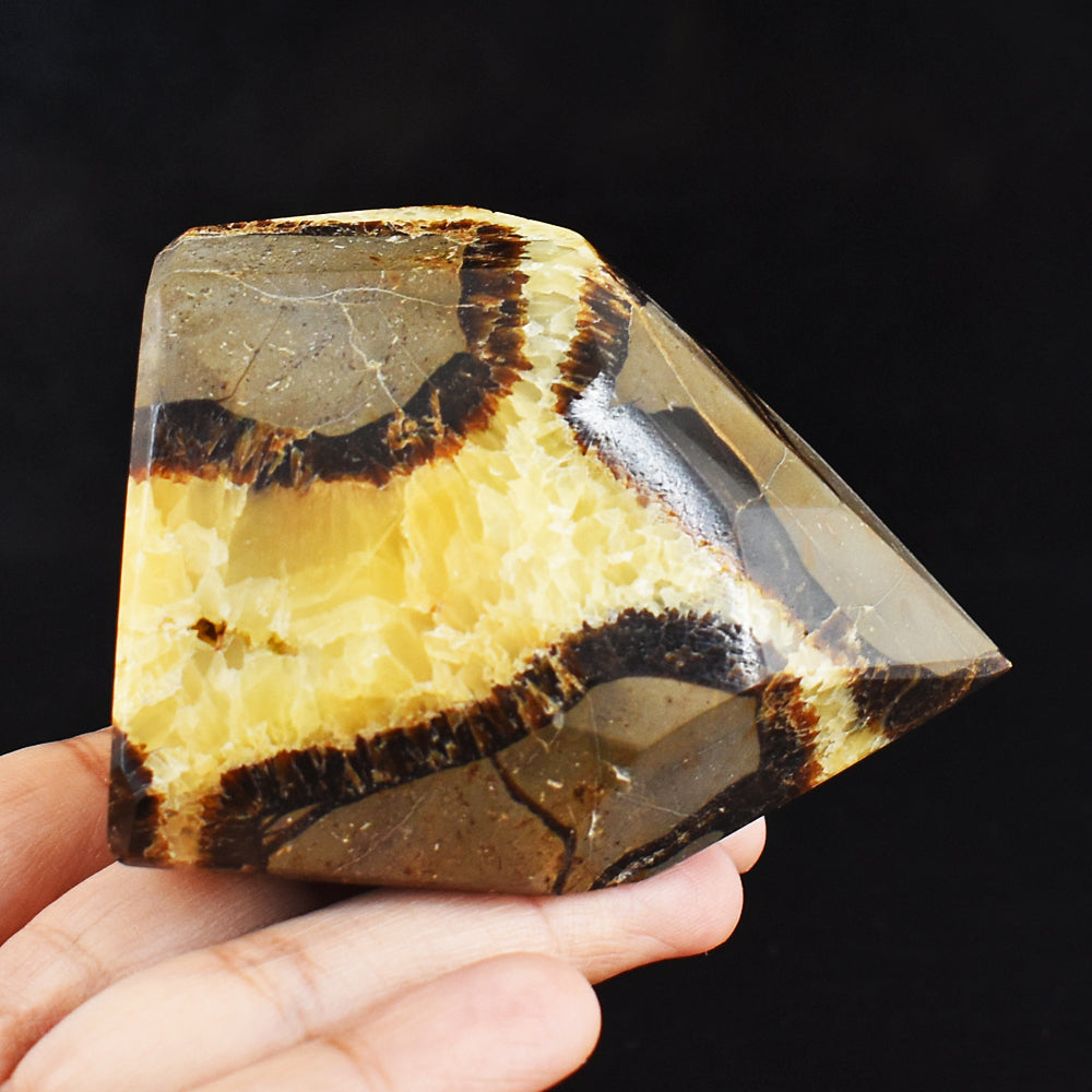 Beautiful 1375.00 Cts Genuine Septarian Agate Free Form Crystal Specimen Gemstone Tower Beautiful 1375.00 Cts Genuine Septarian Agate Free Form Crystal Specimen Gemstone Tower