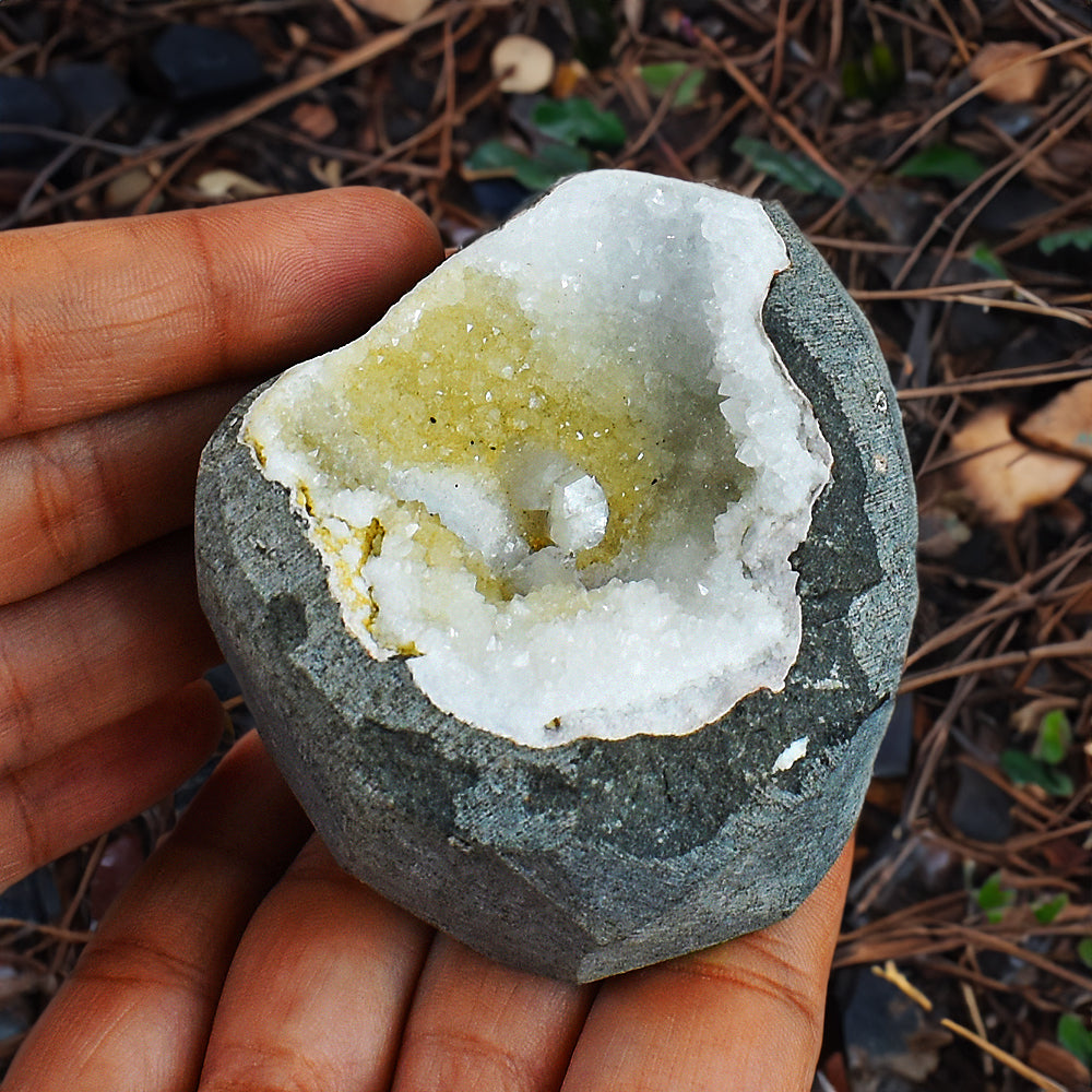 Craftsmen 1240.00 Cts Genuine MM Quartz Crystal Specimen Gemstone Craftsmen 1240.00 Cts Genuine MM Quartz Crystal Specimen Gemstone