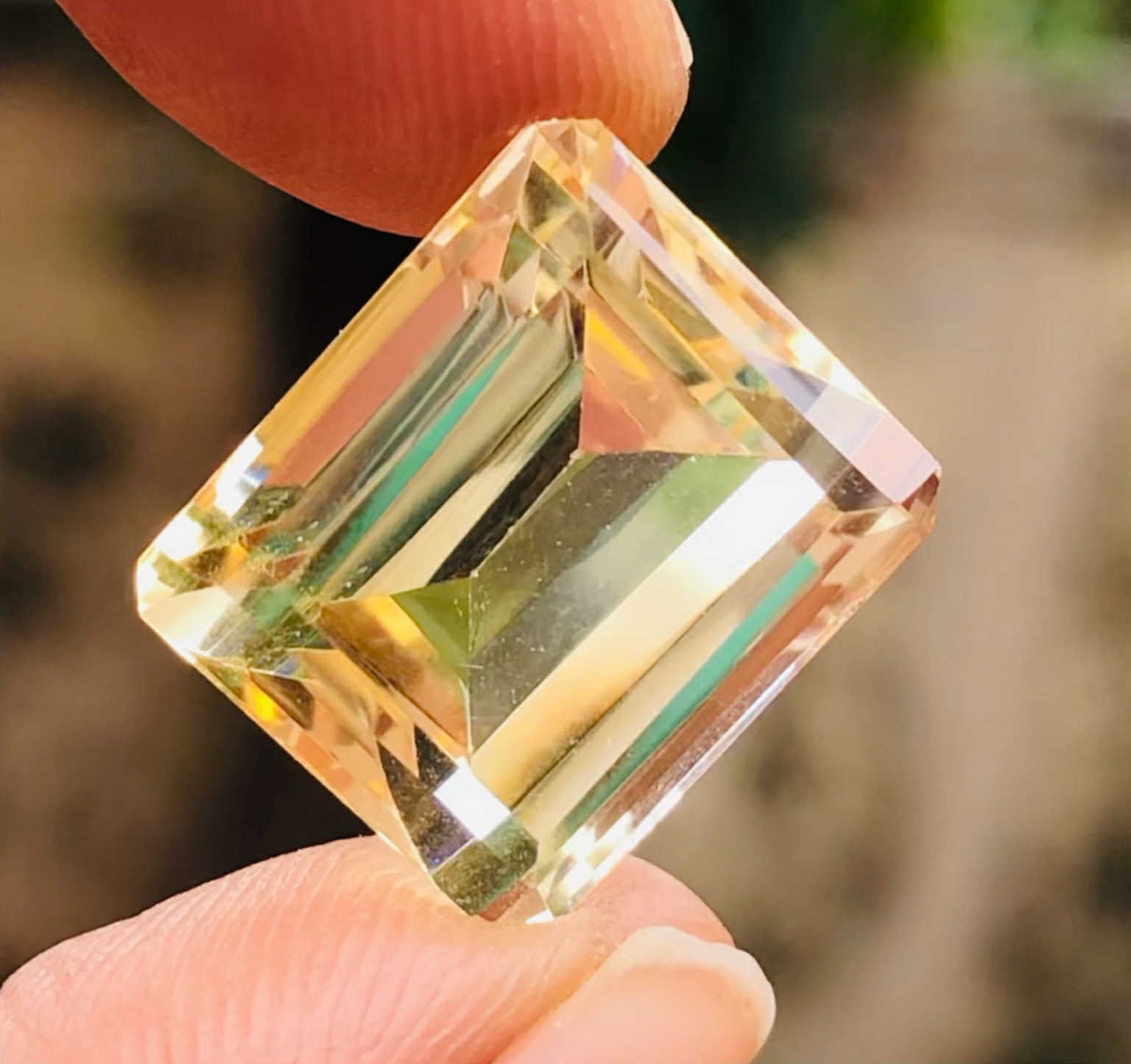 Best 14.00 Cts Genuine Citrine Faceted Loose Gemstone Best 14.00 Cts Genuine Citrine Faceted Loose Gemstone