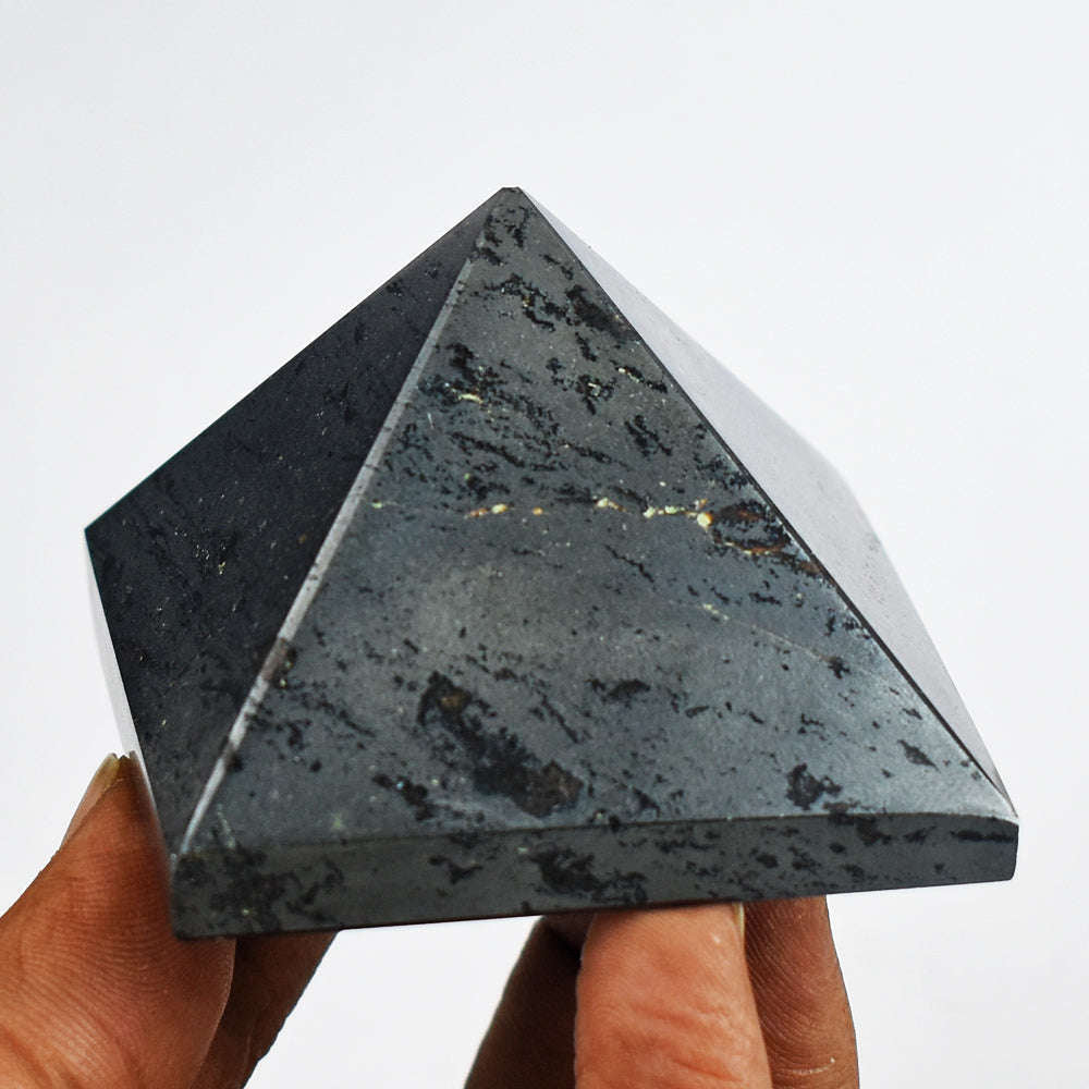 gemsmore:Natural  1320.00  Cts  Hematite  Hand  Carved  Healing  Pyramid Gemstone gemsmore:Natural  1320.00  Cts  Hematite  Hand  Carved  Healing  Pyramid Gemstone