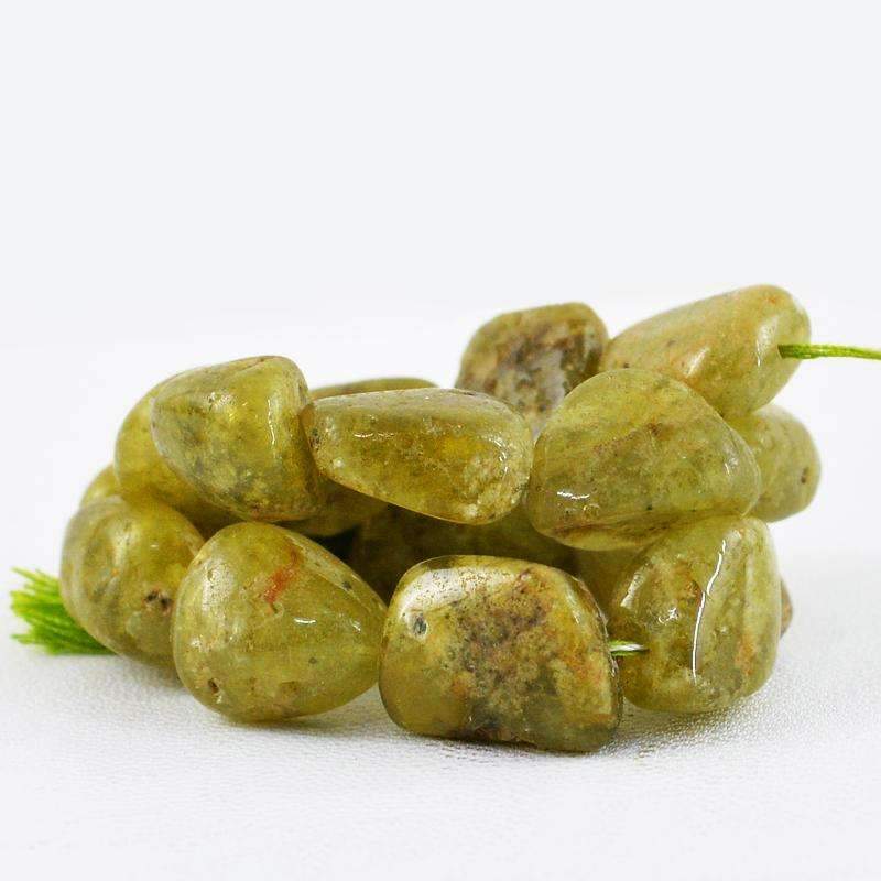 gemsmore:Natural Untreated Green Garnet Beads Strand - Drilled gemsmore:Natural Untreated Green Garnet Beads Strand - Drilled