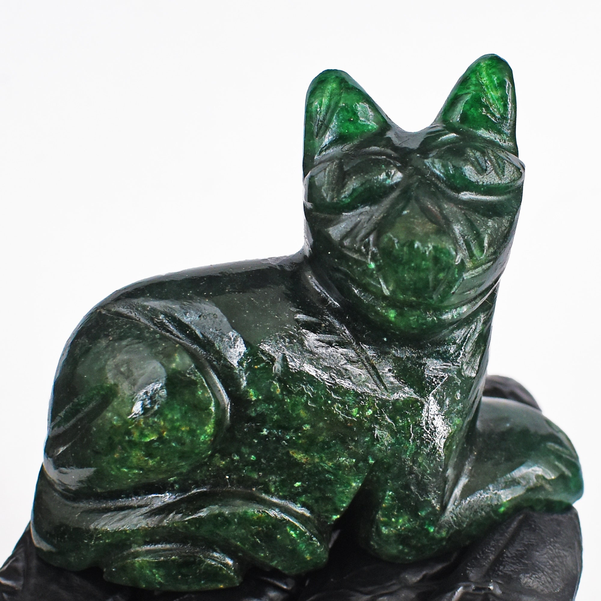 Artisian 405.00 Cts Genuine Jade Carved Premium Cat Crystal 2026 Collection