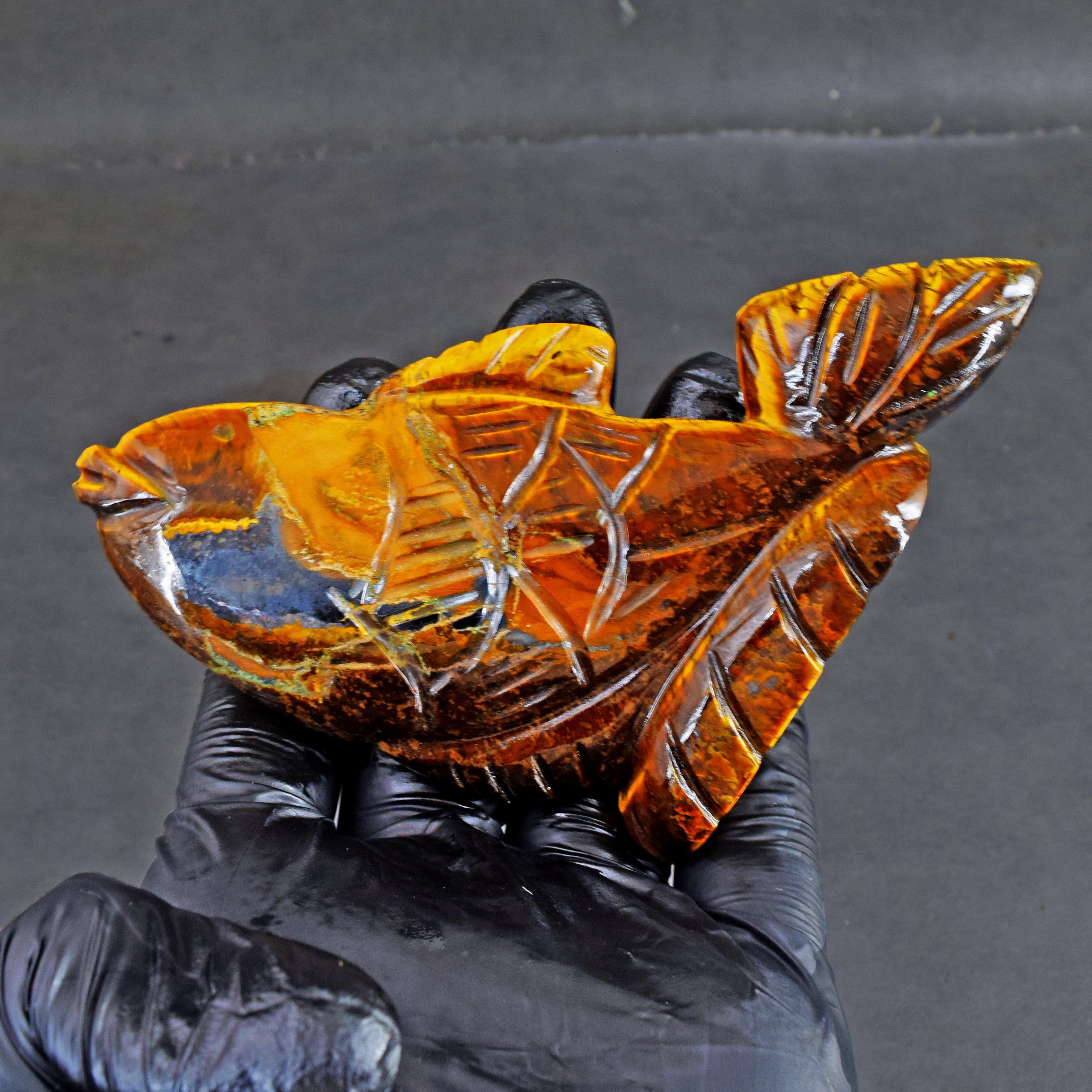 Genuine 605.00 Cts Tiger Eye  Hand Carved Genuine Crystal Gemstone Carving Fish