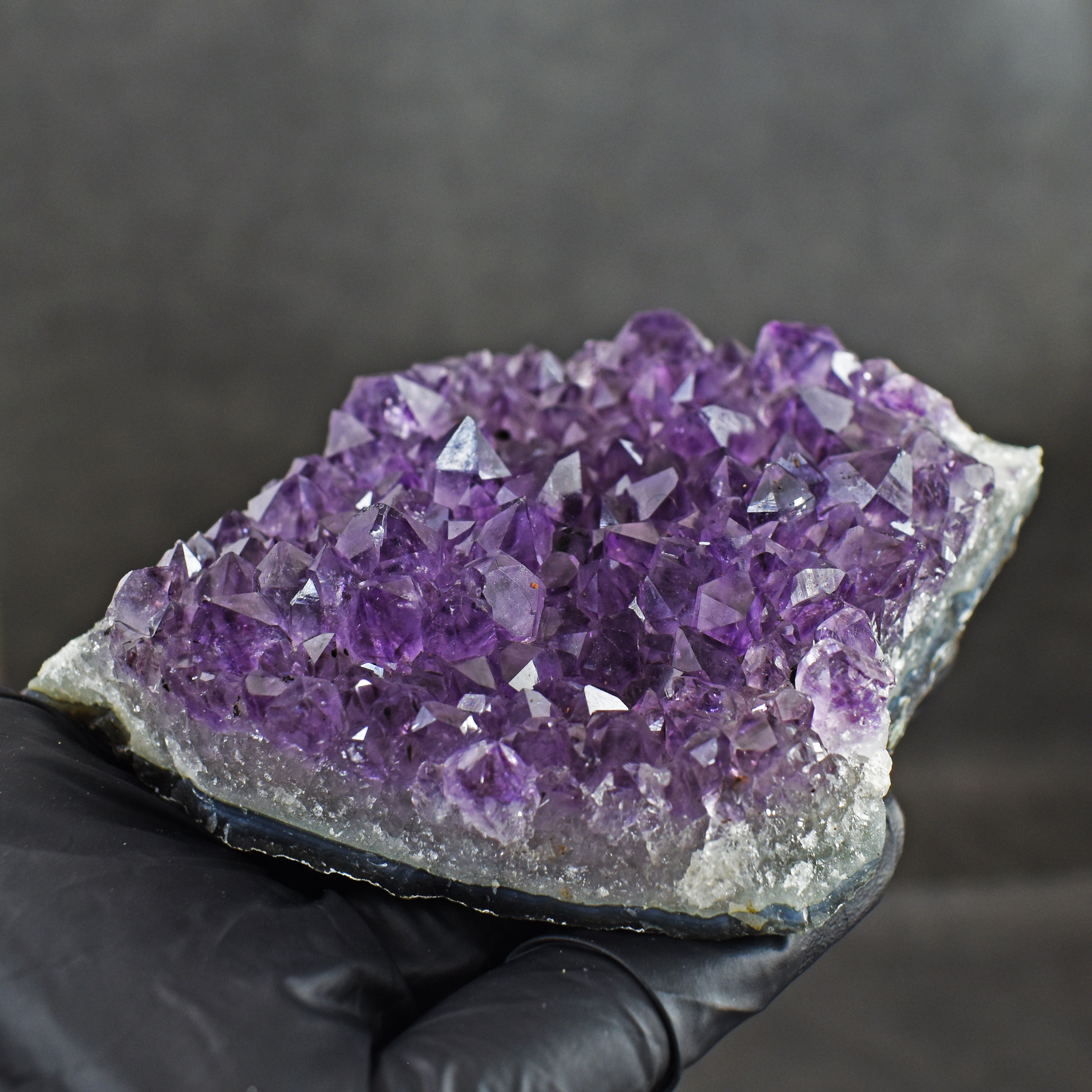 Pleasing 932.00 Cts Genuine Amethyst Crystal Specimen Healing Cluster Gemstone