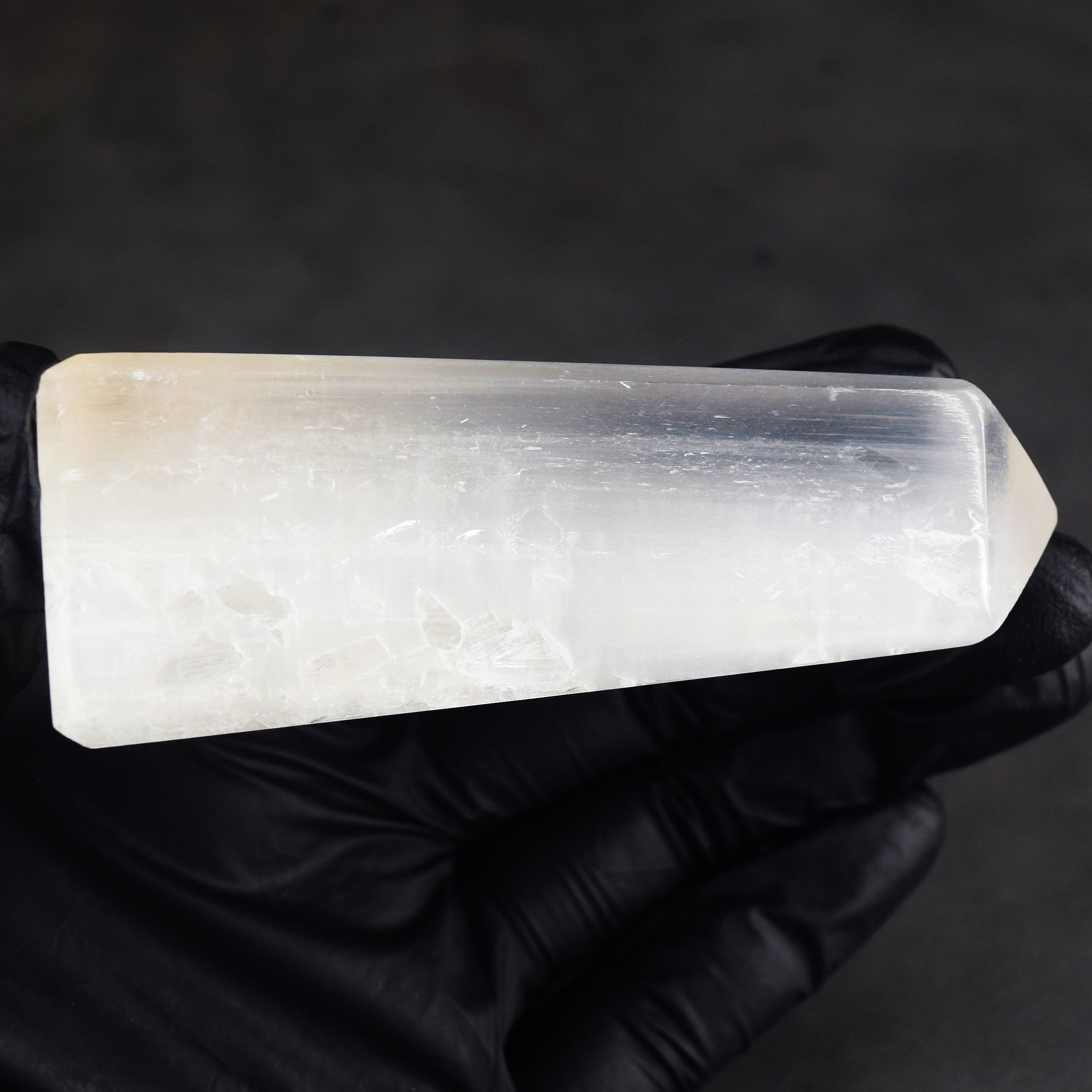 Awful 504.00 Cts Genuine Selenite Healing Gemstone Crystal Specimen Premium Tower