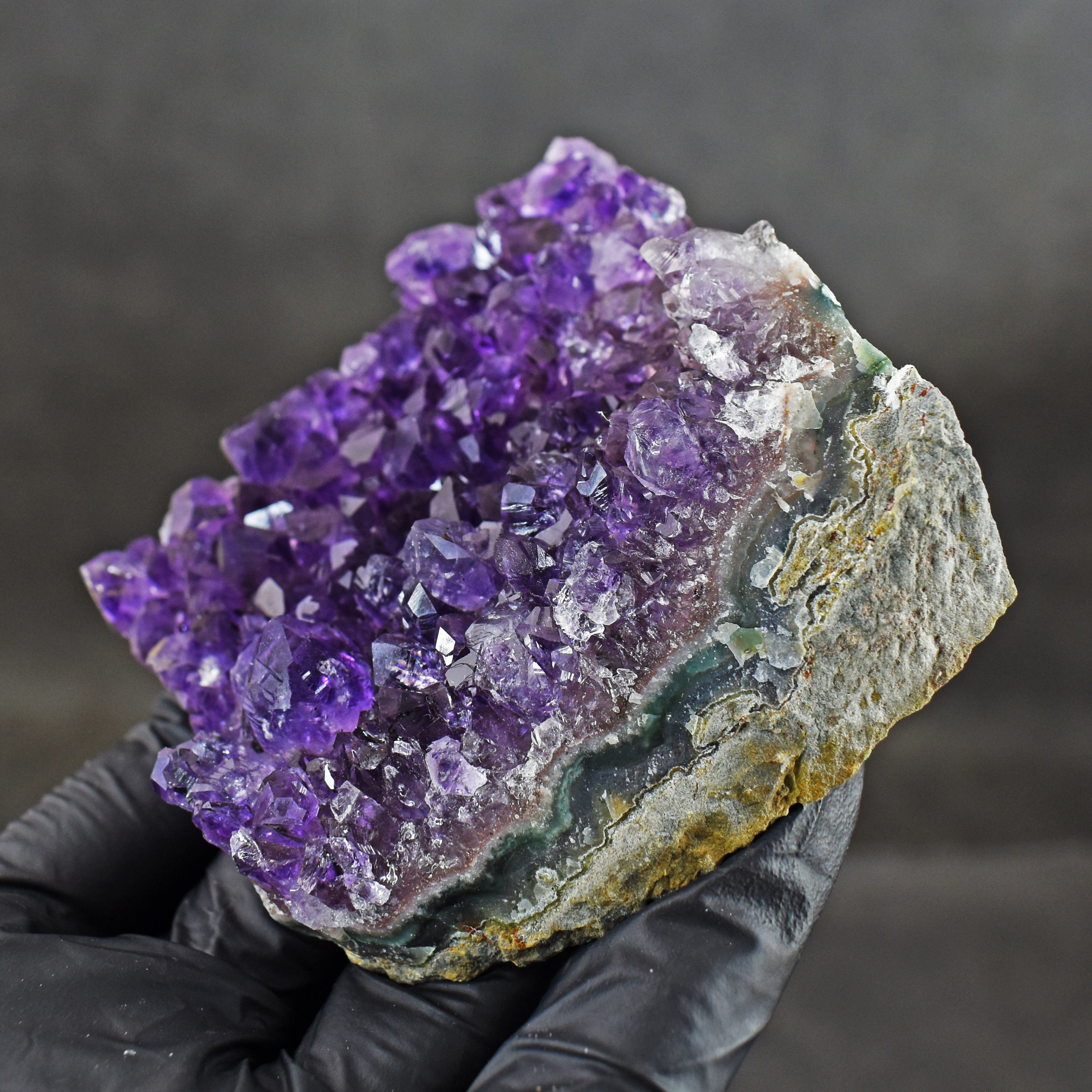 Pleasing 574.00 Cts Genuine Amethyst Crystal Specimen Healing Cluster Gemstone