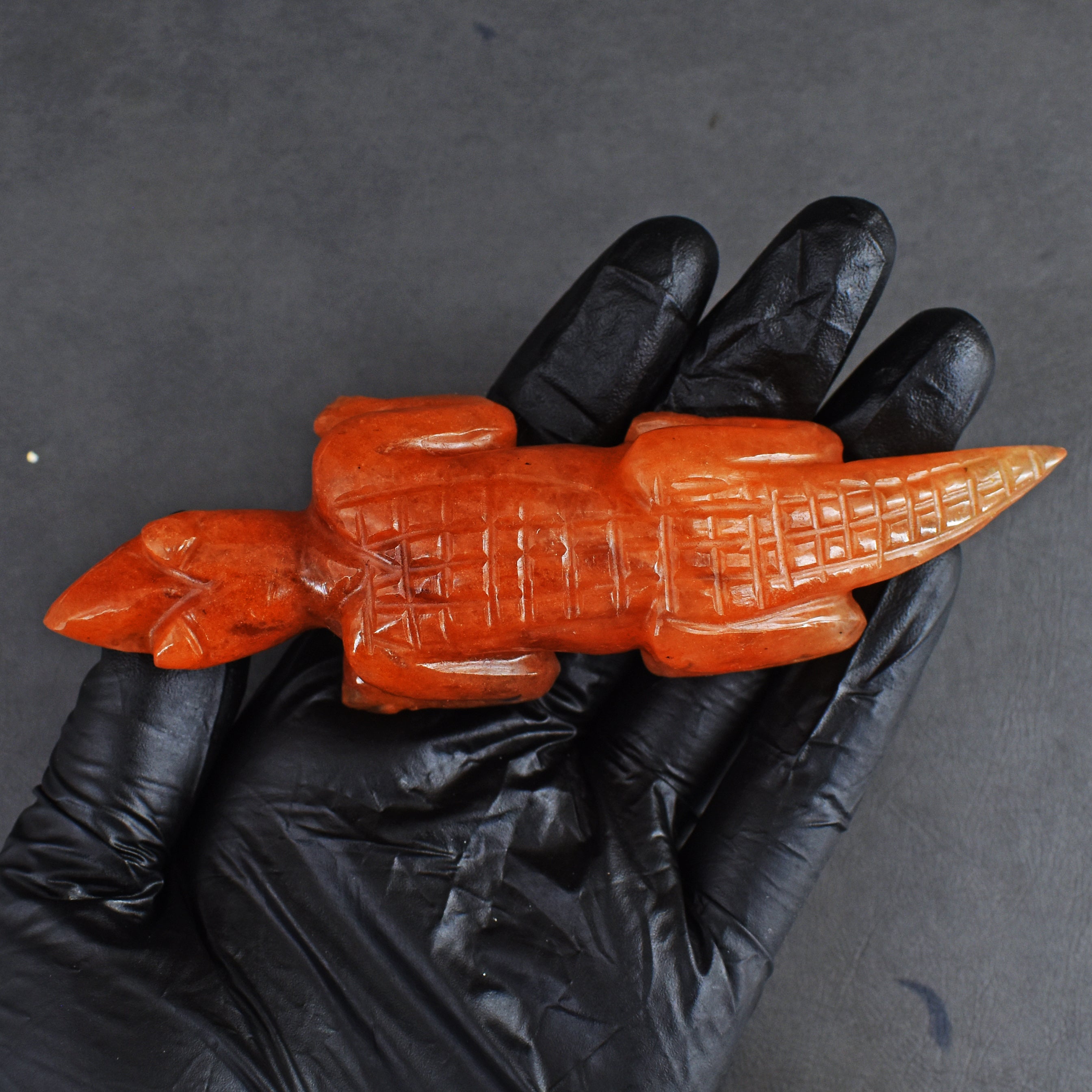 Amazing 490.00 Cts Genuine Aventurine Hand Carved Lizard 2026 Collection