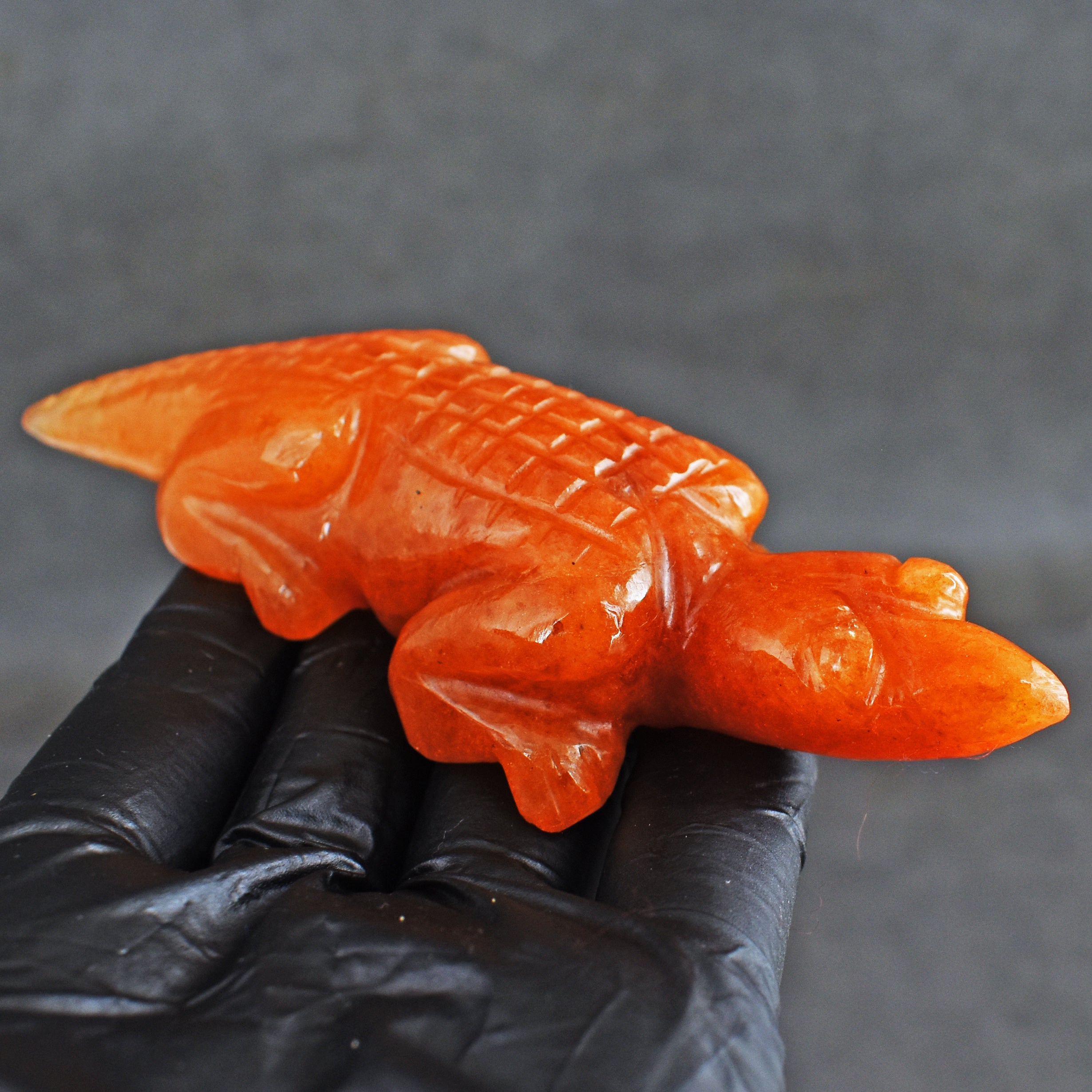 Amazing 490.00 Cts Genuine Aventurine Hand Carved Lizard 2026 Collection
