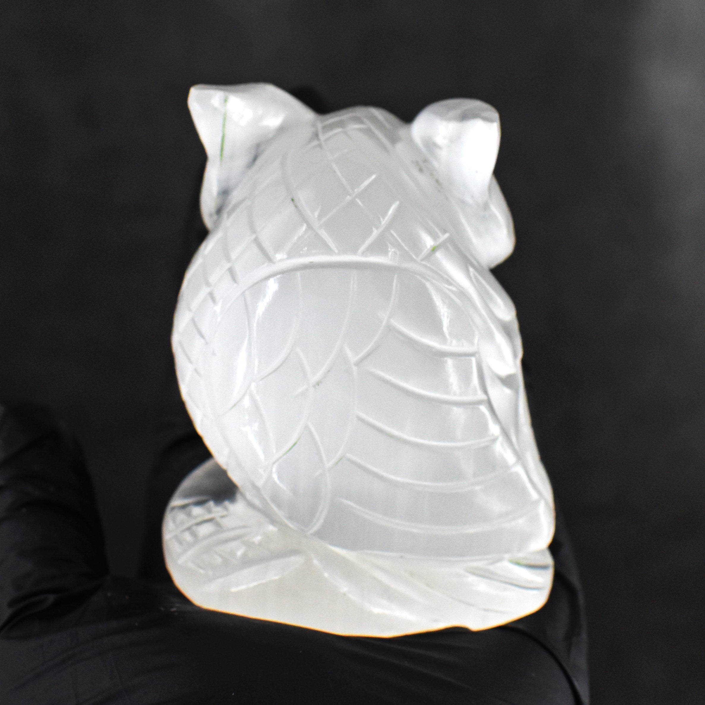 Amazing 1261.00 Carats Genuine White Quartz Hand Carved Crystal Gemstone Owl Carving 2026 Collection