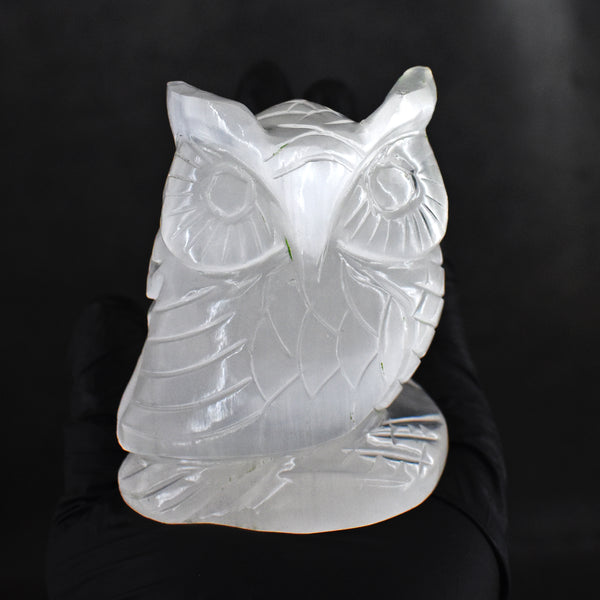 Amazing 1261.00 Carats Genuine White Quartz Hand Carved Crystal Gemstone Owl Carving 2026 Collection