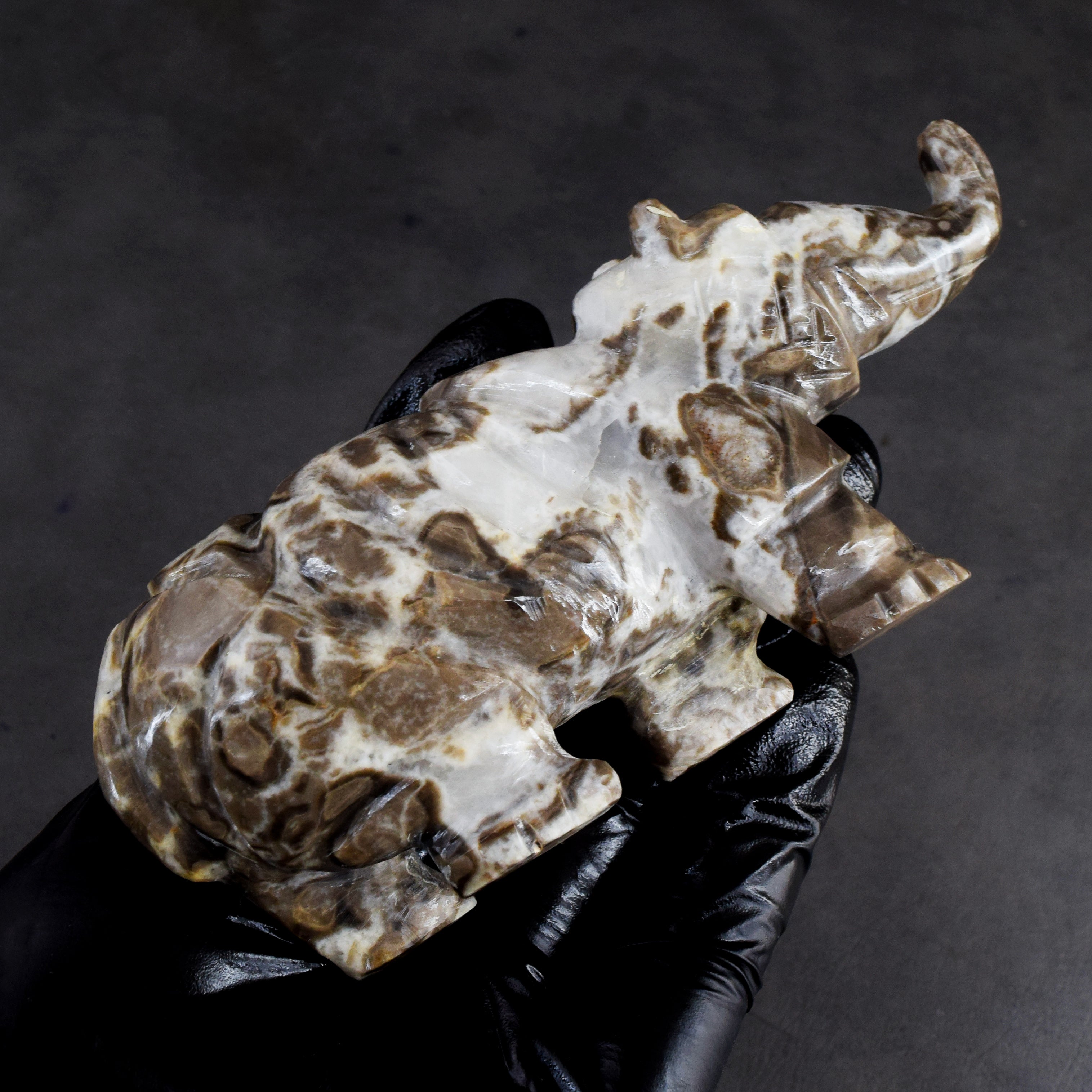 Awesome 825.00 Cts Genuine Cobra Jasper Hand Carved Gemstone Crystal Rhino Carving 2026 Collection