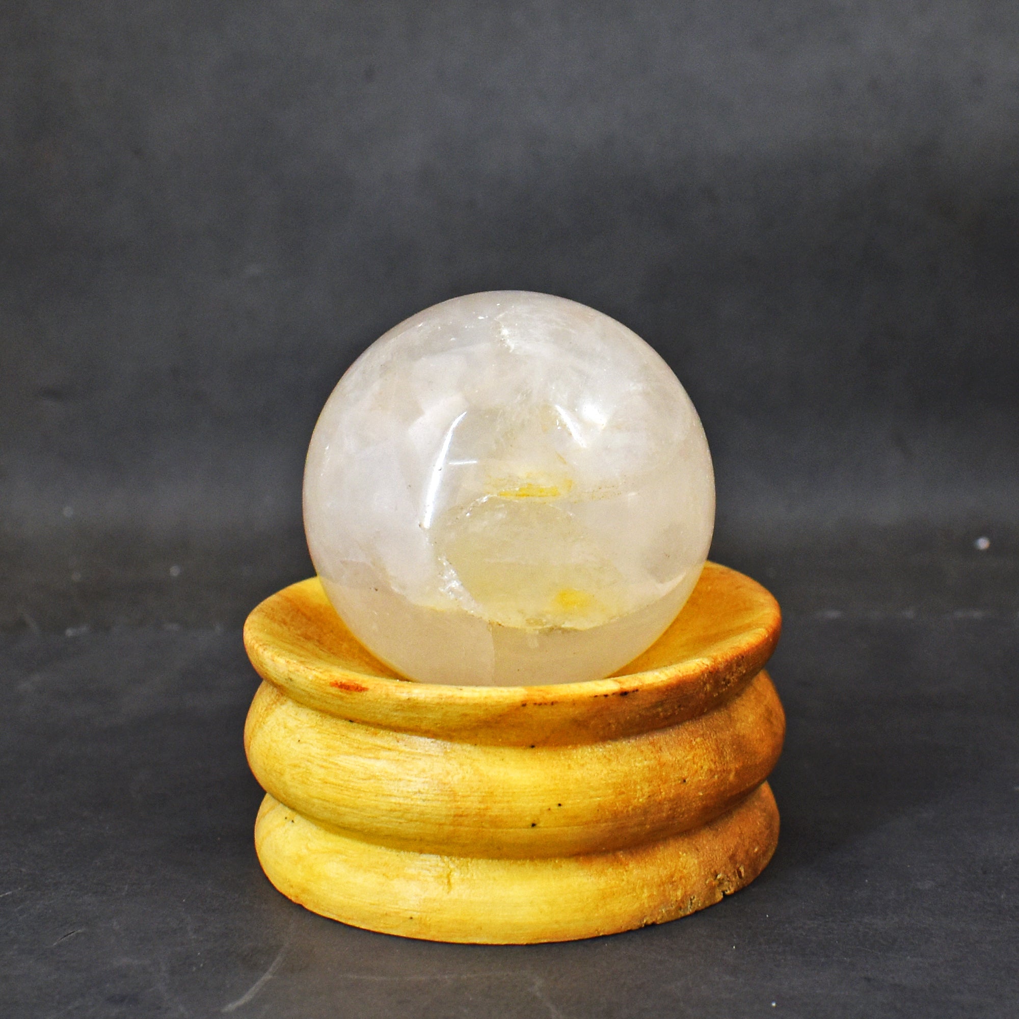 Elegant 557.00 Carats Genuine White Quartz Hand Carved Crystal Healing Gemstone Sphere