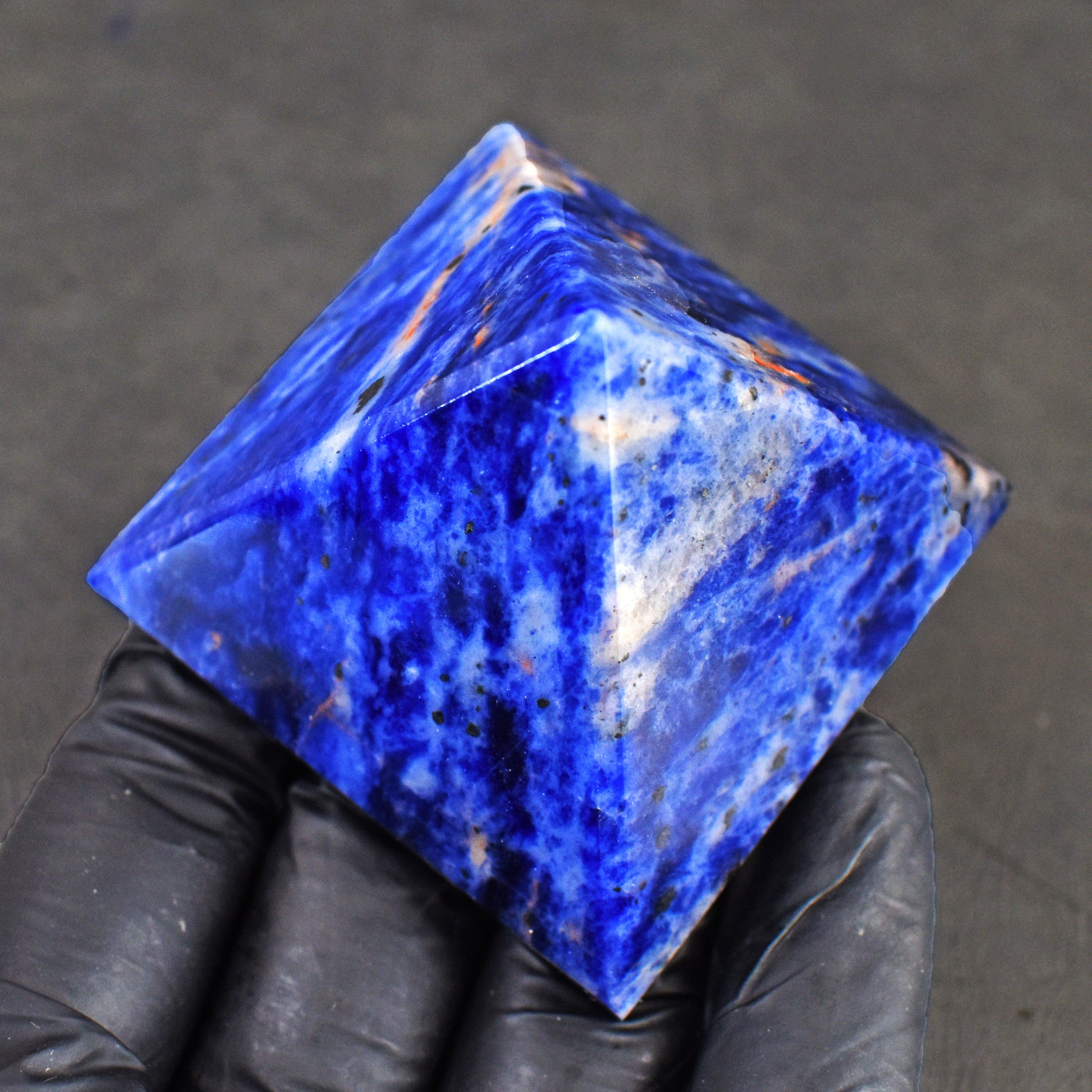 Lovely 474.00 Cts Genuine Sodalite Crystal Specimen Healing Divine Pyramid