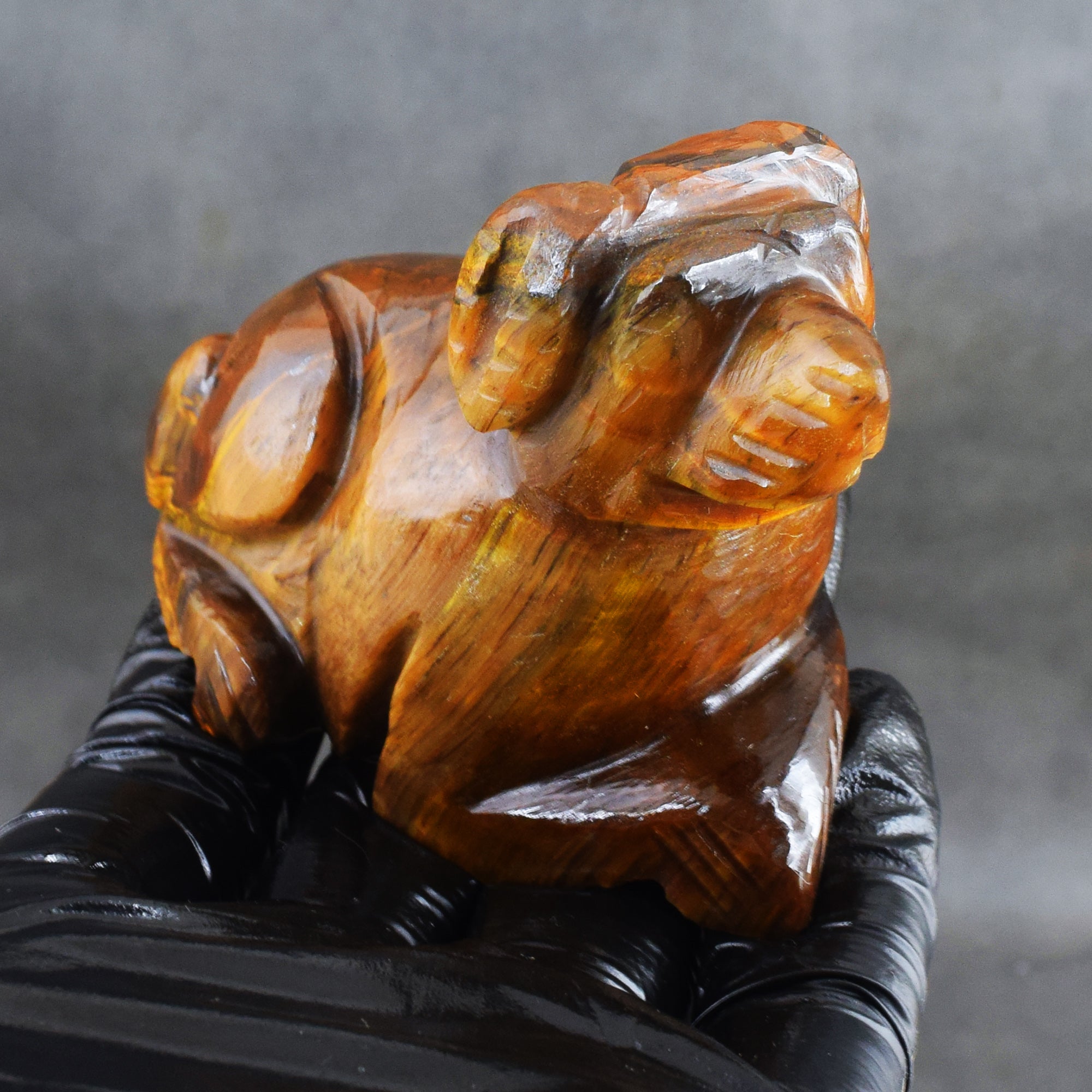 Stunning 659.00 Cts Genuine Tiger Eye Hand Carved Genuine Crystal Gemstone Carving Dog 2026 Collection