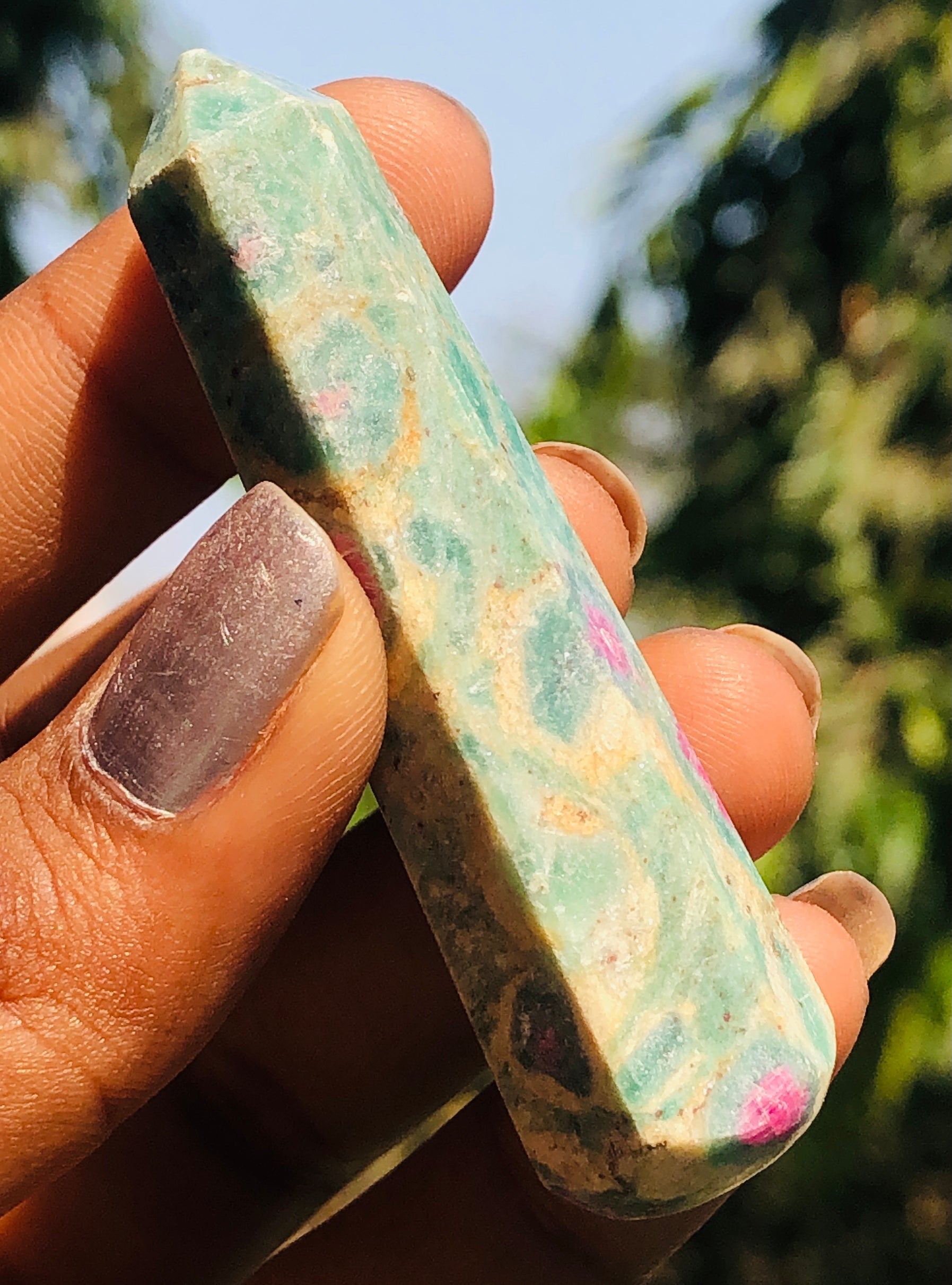 Artisian 135.00 Cts Genuine Pink In Ruby Fuchsite Hand Carved Crystal Gemstone Healing Point