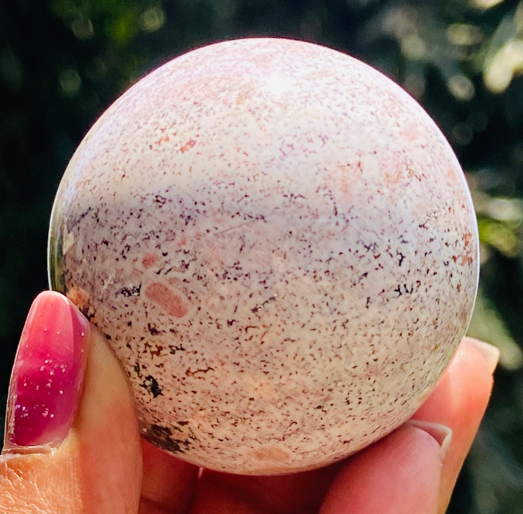 Amazing 525.00 Cts Genuine Bloodstone Hand Carved Healing Crystal Gemstone Sphere