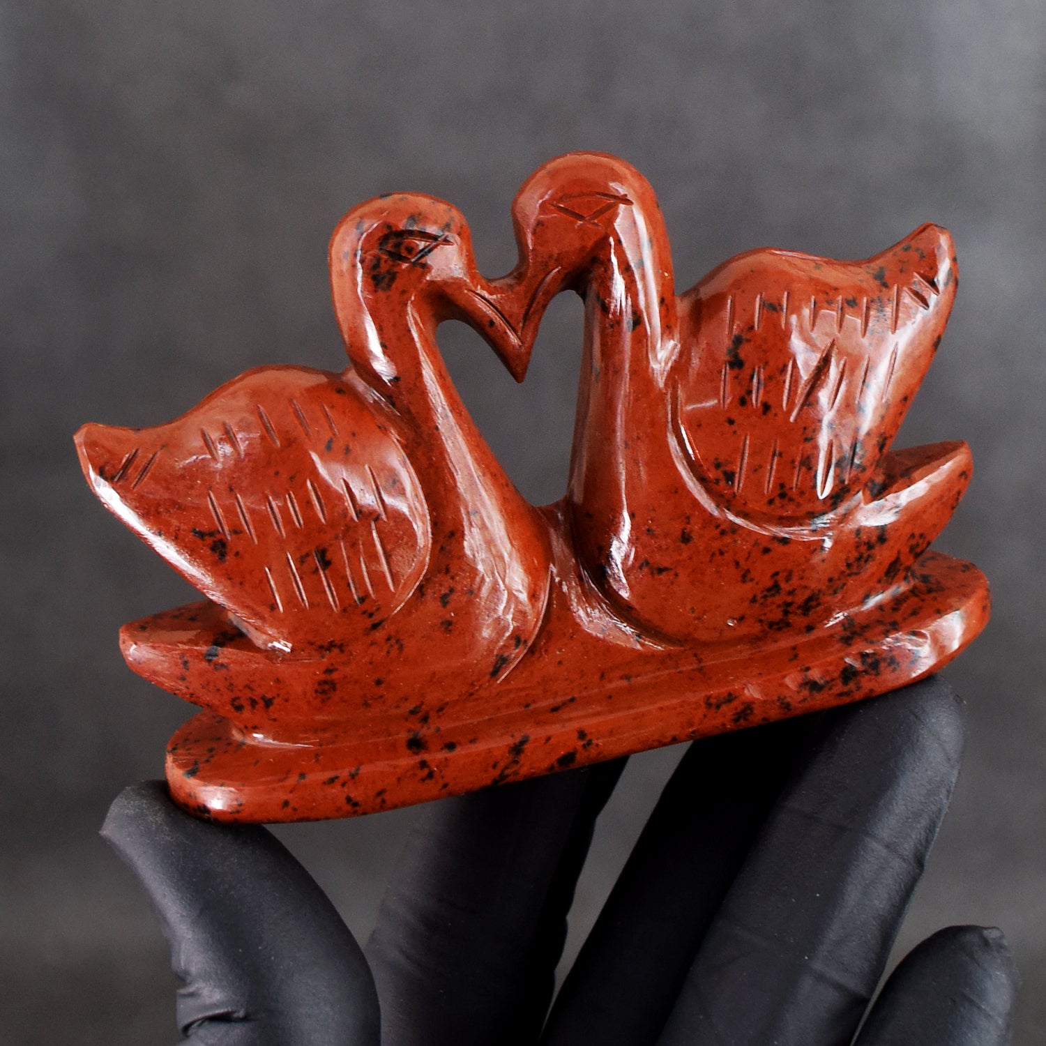 Fantastic 621.00 Cts Genuine Mahogany Jasper Premium Love Carved Swan Pair