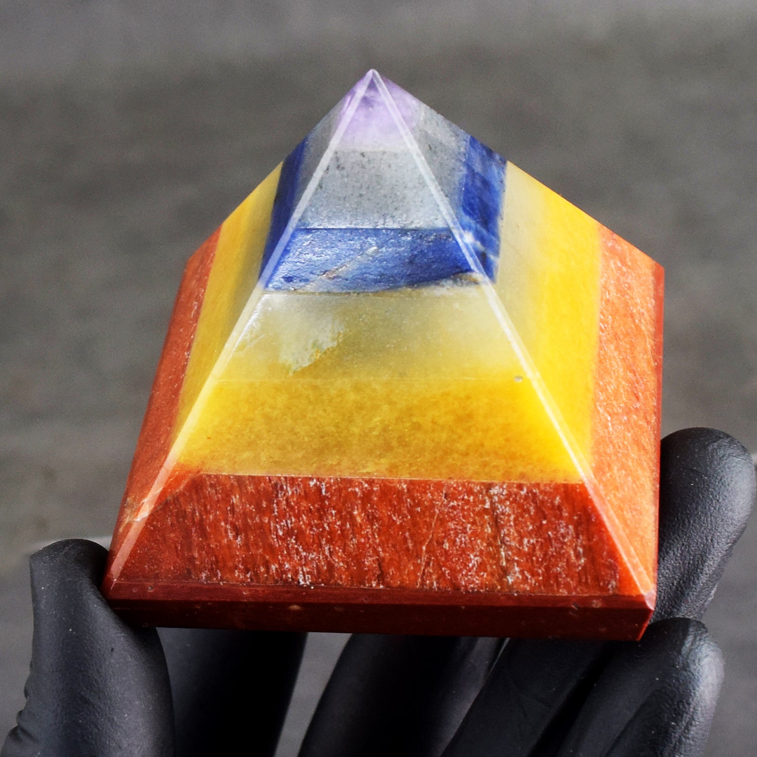 Lovely 859.00 Cts Genuine Seven Chakra Healing Divine Crystal Specimen Pyramid