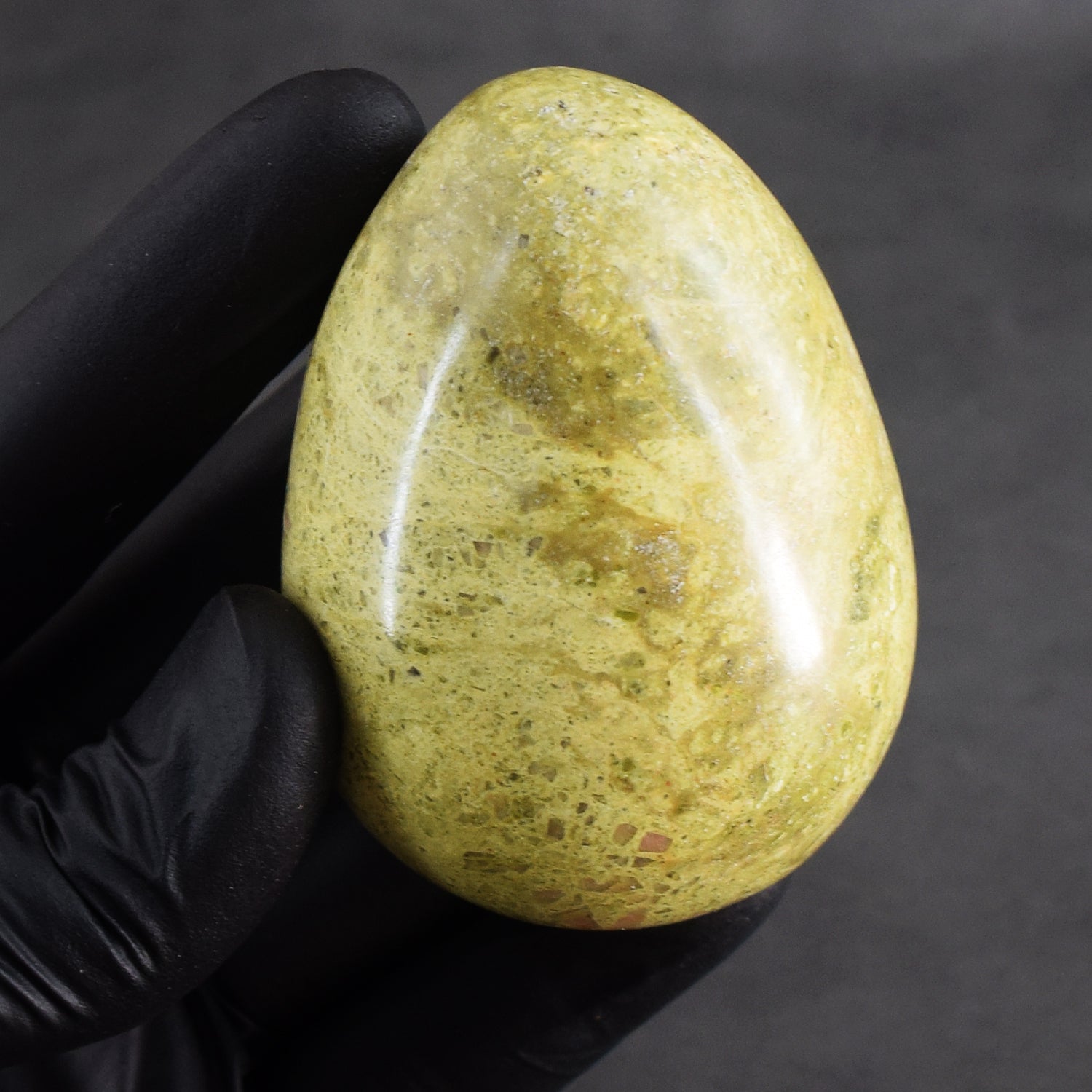 Exclusive 1126.00 Cts Genuine Blood Green Unakite Healing Premium Crystal Egg