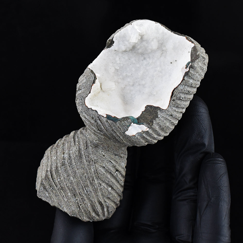Amazing 952.00 Carats  Genuine  Chalcedony Crystal Specimen Gemstone