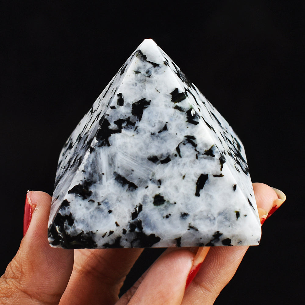 583.00 Carats  Genuine  Moonstone  Hand Carved  Healing  Crystal Pyramid Gemstone Carving