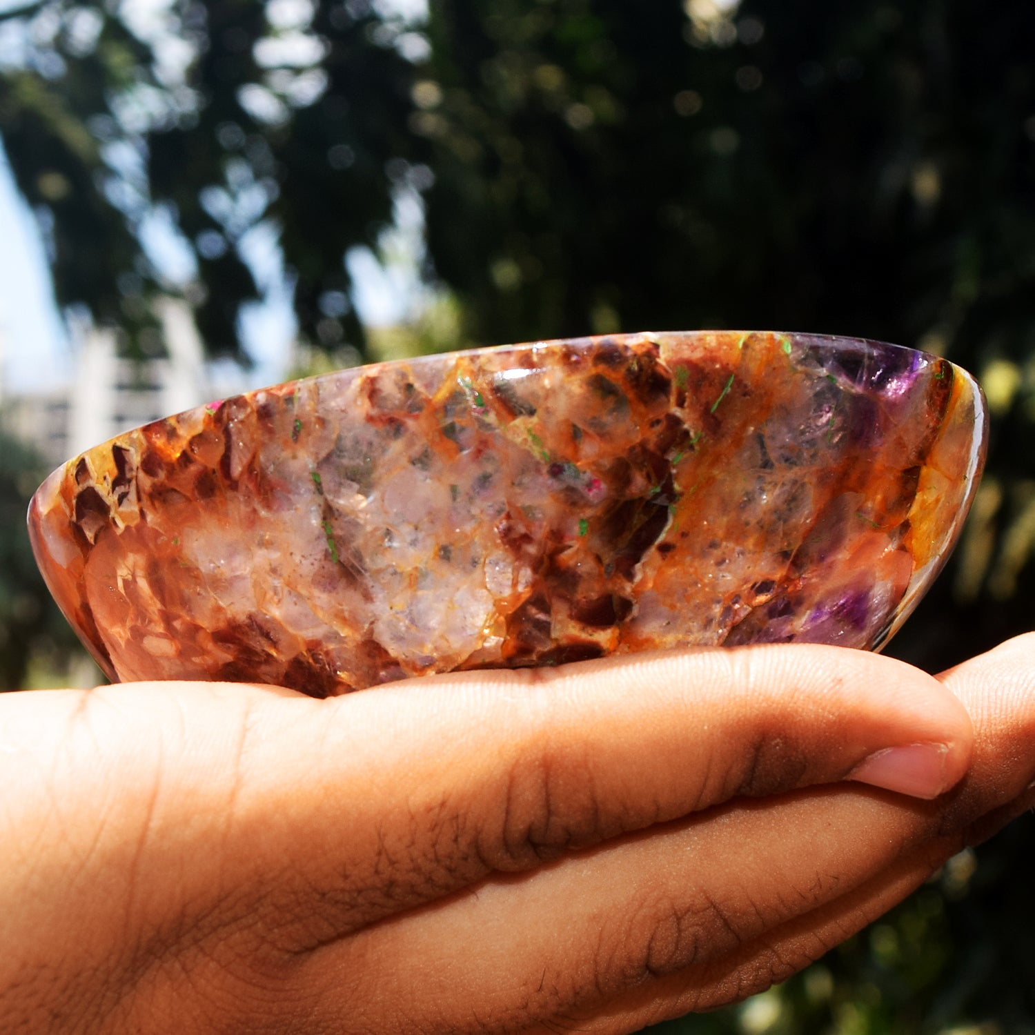 Craftsmen 750.00 Carats Genuine Chevron Amethyst Hand Carved Crystal Gemstone Carving Big Bowl
