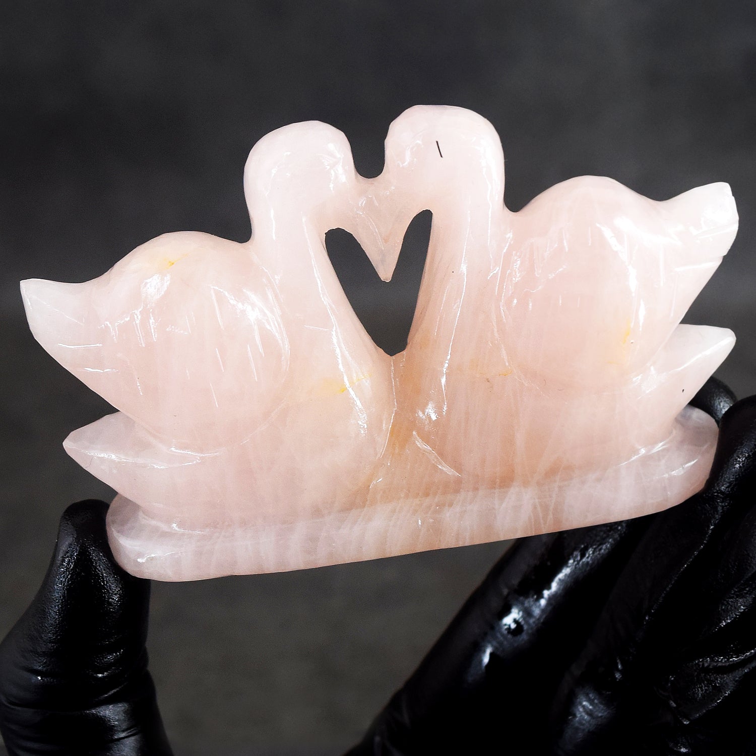 Natural 674.00 Cts Genuine Rose Quartz Hand Carved Premium Love Swan Pair