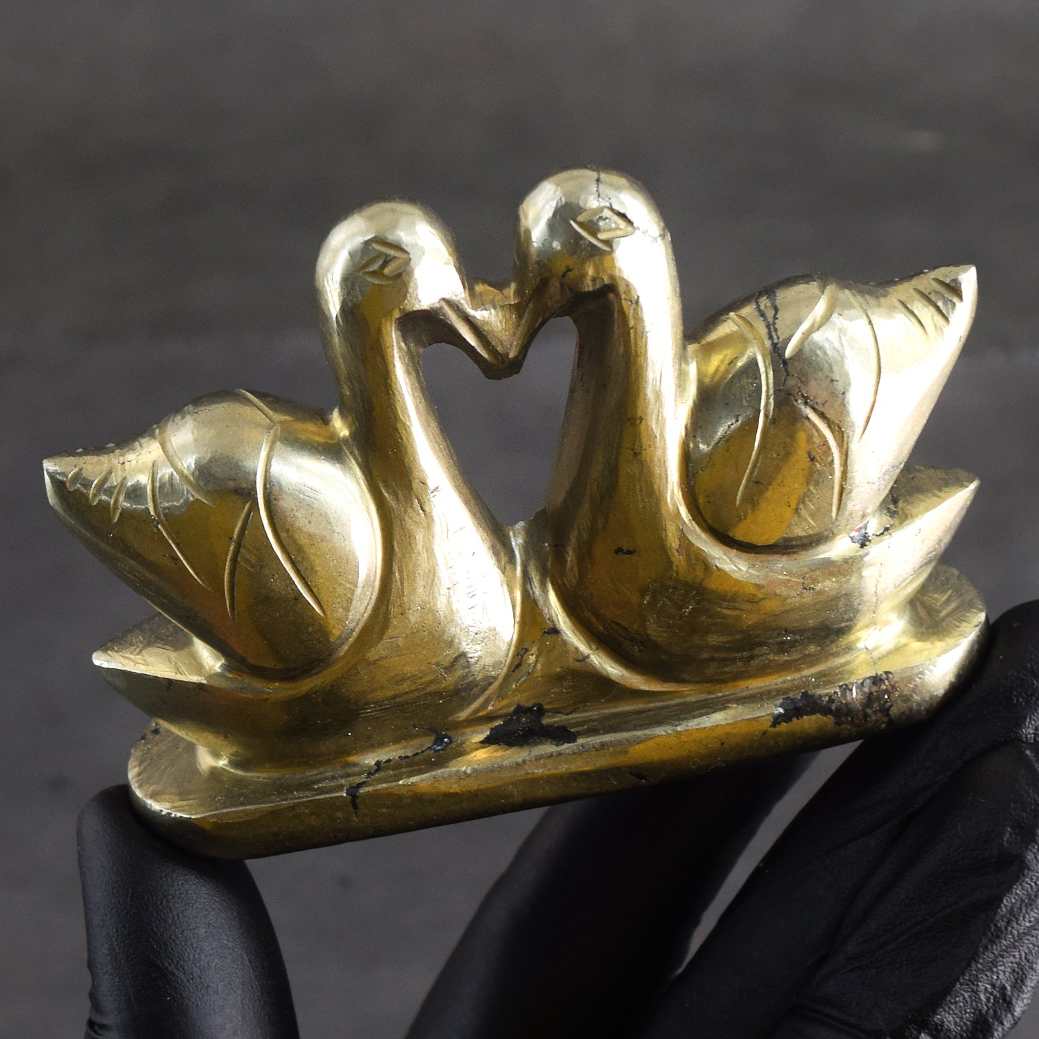 Morbid 1083.00 Cts Genuine Pyrite Hand Carved Premium Love Swan Pair