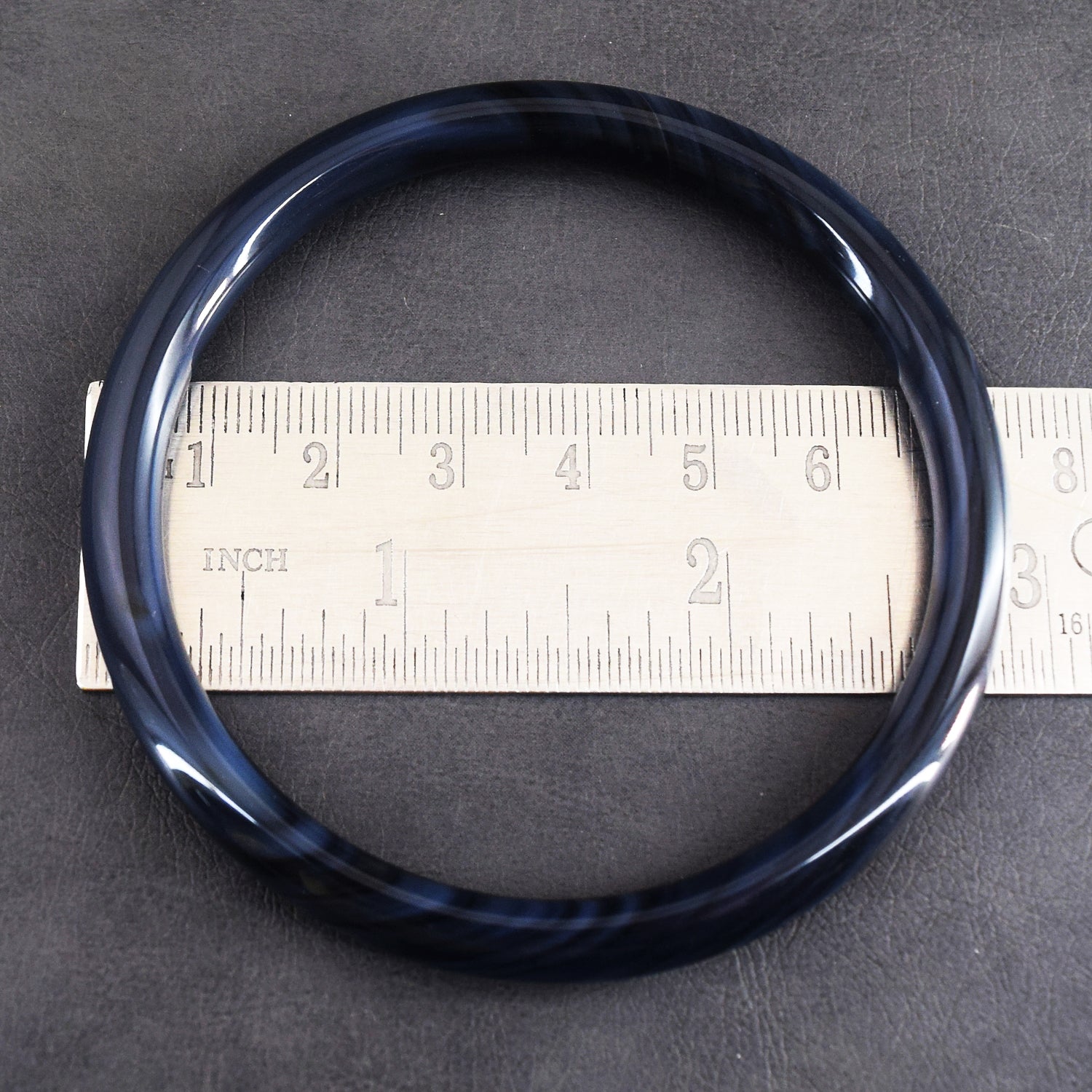 Impressive 82.00 Cts Genuine Black Agate Gemstone Crystal Specimen Premium Fancy Bangle