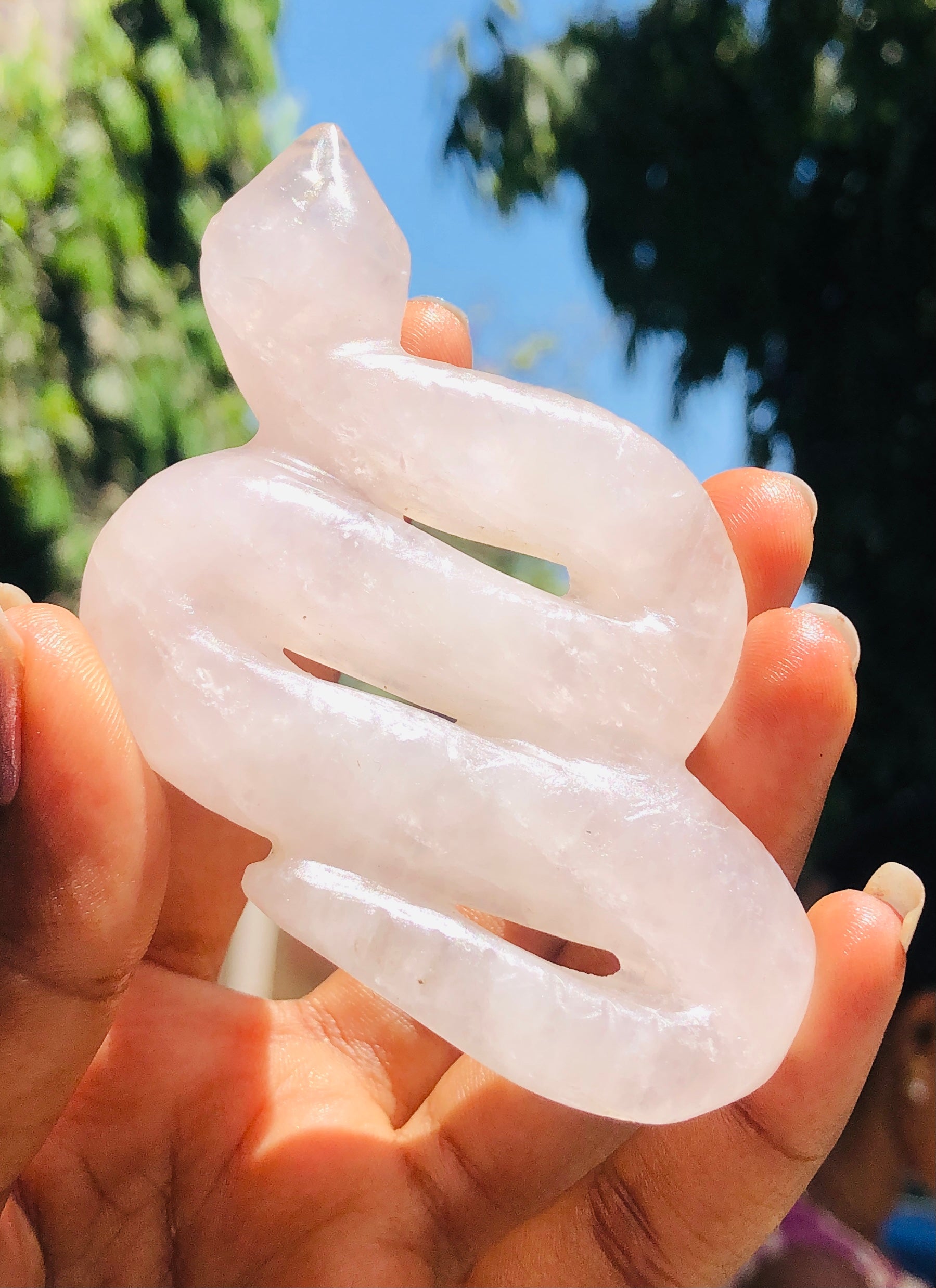 Amazing 290.00 Cts Genuine  Rose Quartz Hand Carved  Crystal Gemstone Carving Snake 2026 Collection