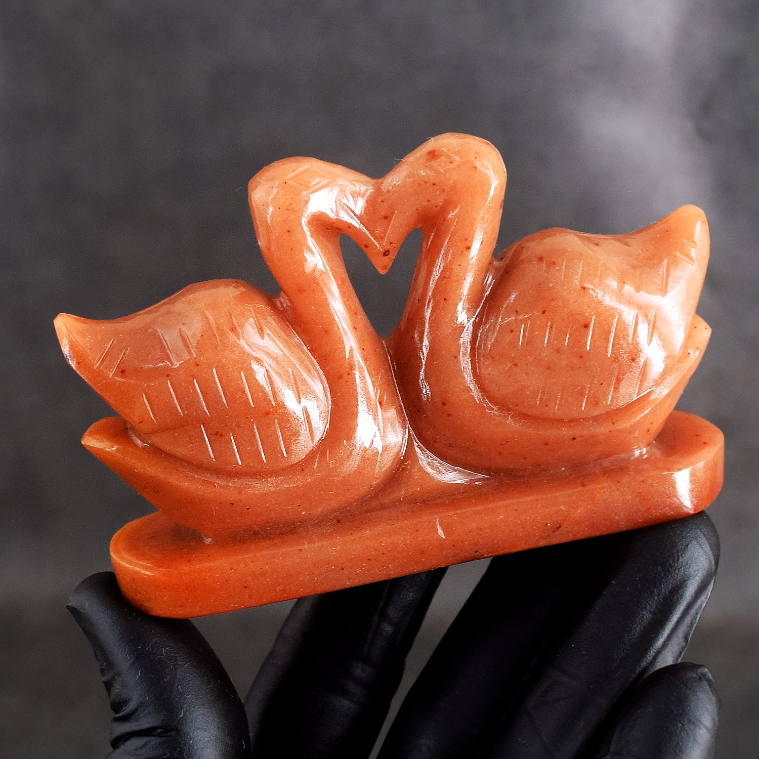 Natural 756.00 Cts Genuine Aventurine Carved Love Premium Swan Pair
