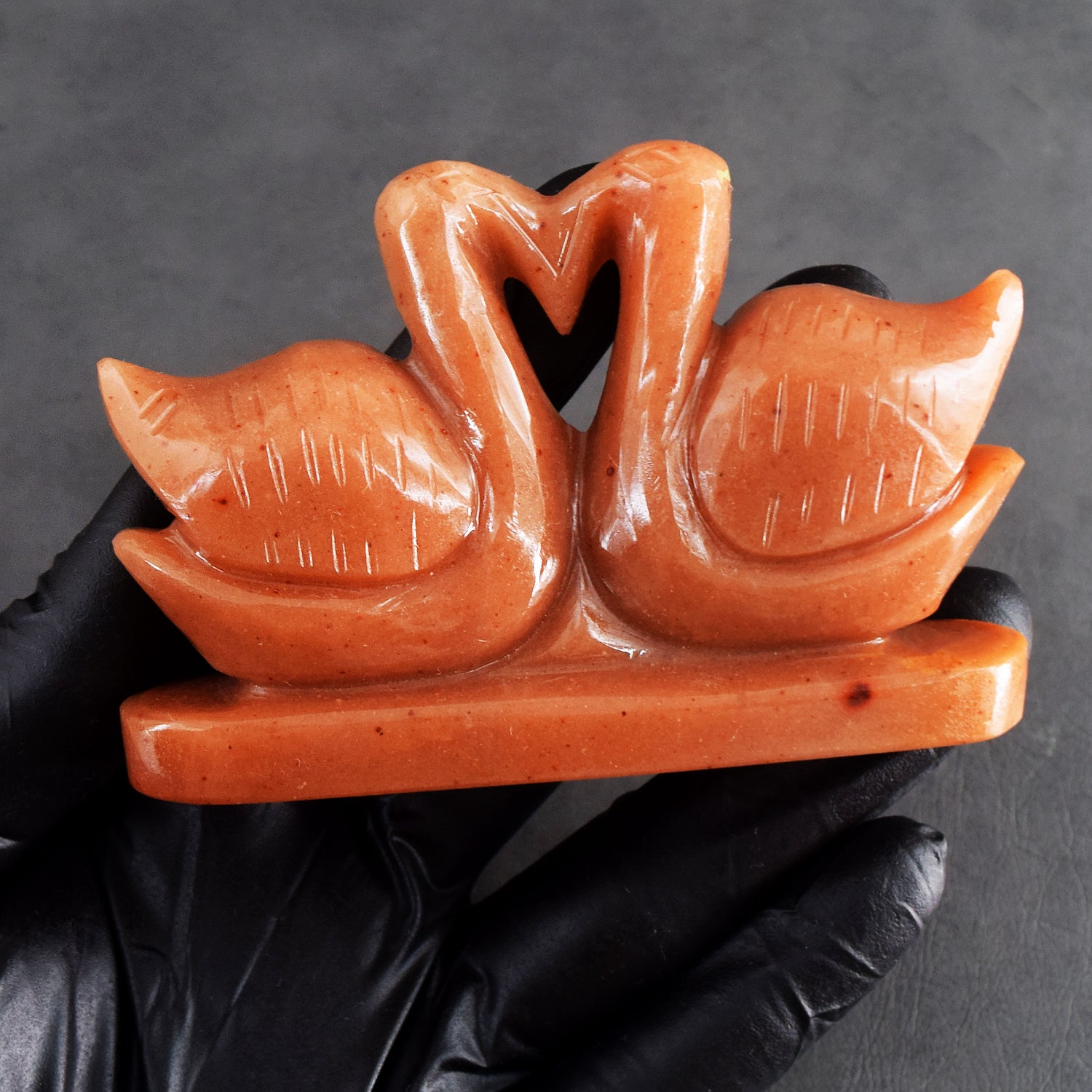 Natural 756.00 Cts Genuine Aventurine Carved Love Premium Swan Pair