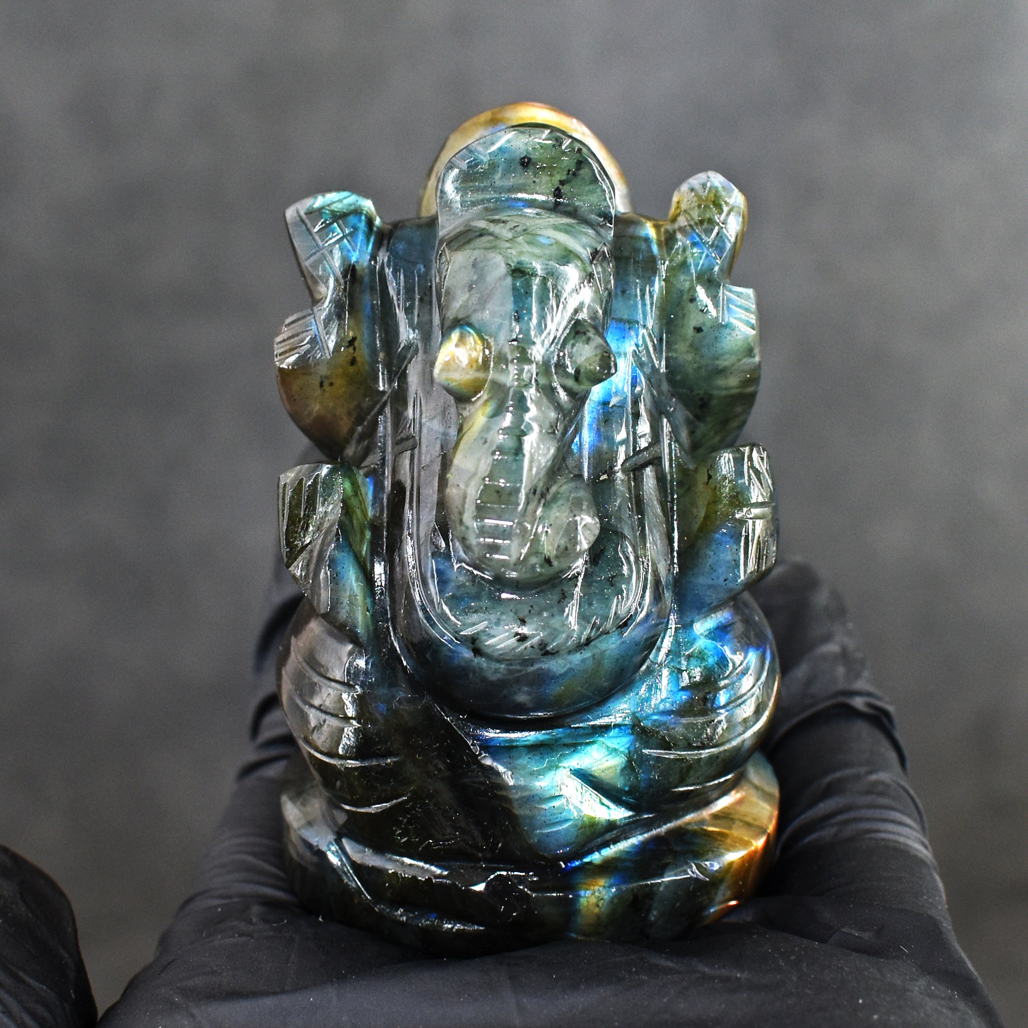 Gorgeous 630.00 Cts Genuine Blue Flash Labradorite Divine Hand Carved Crystal Lord Ganesha Gemstone Carving