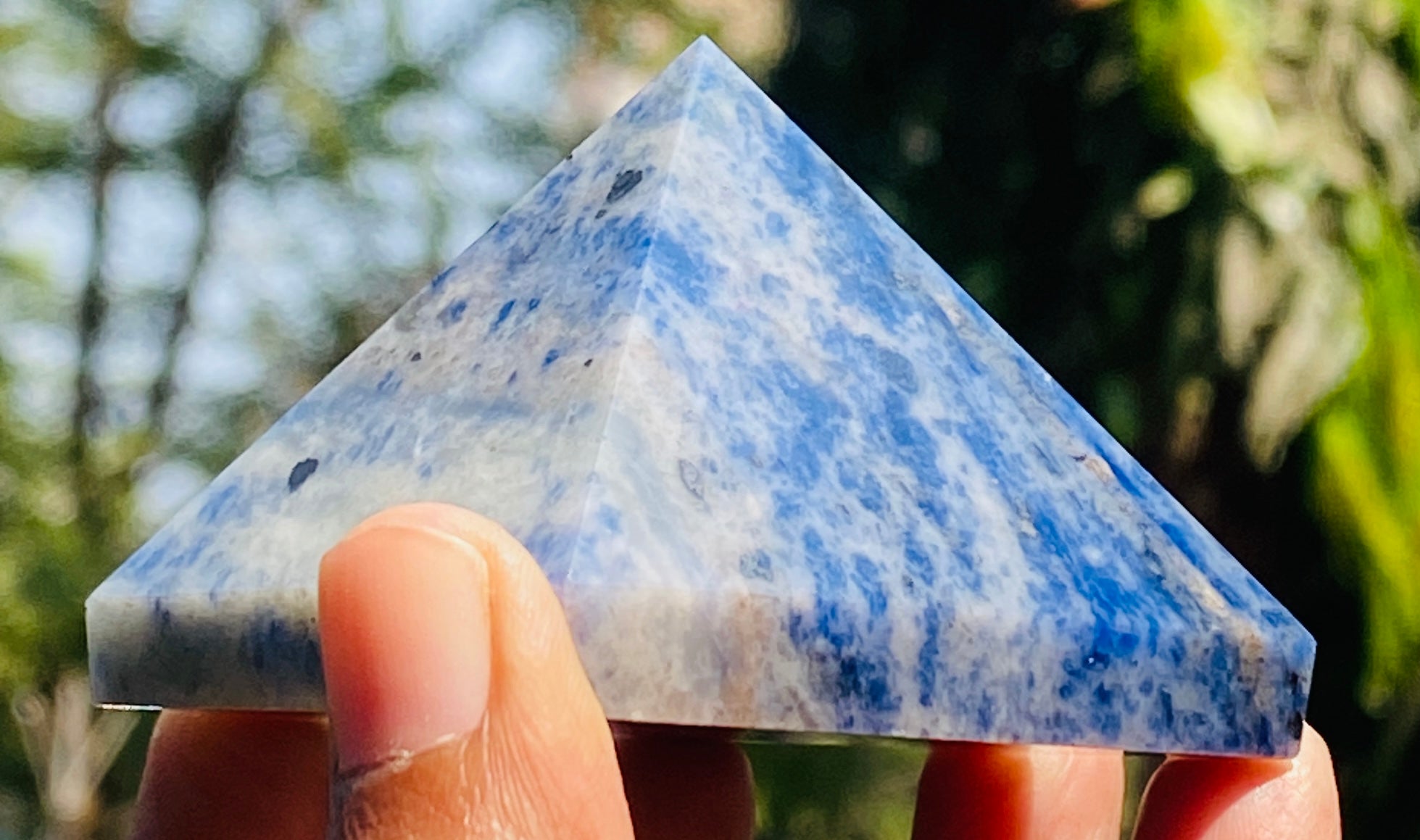 Gorgeous 623.00 Cts Genuine Sodalite Healing Crystal Specimen Divine Pyramid