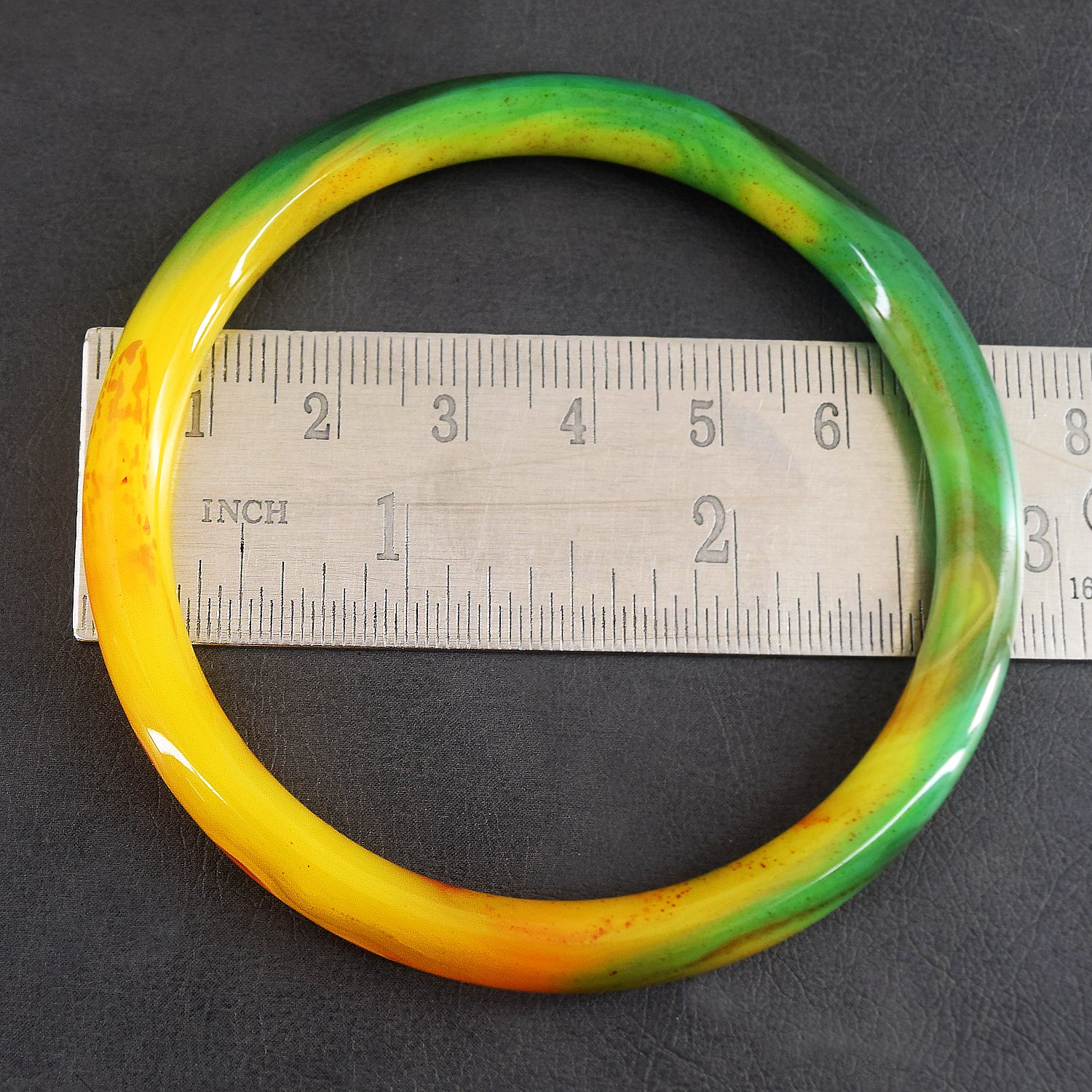 Gorgeous 85.00 Cts Genuine Onyx Gemstone Premium Crystal Specimen Fancy Bangle