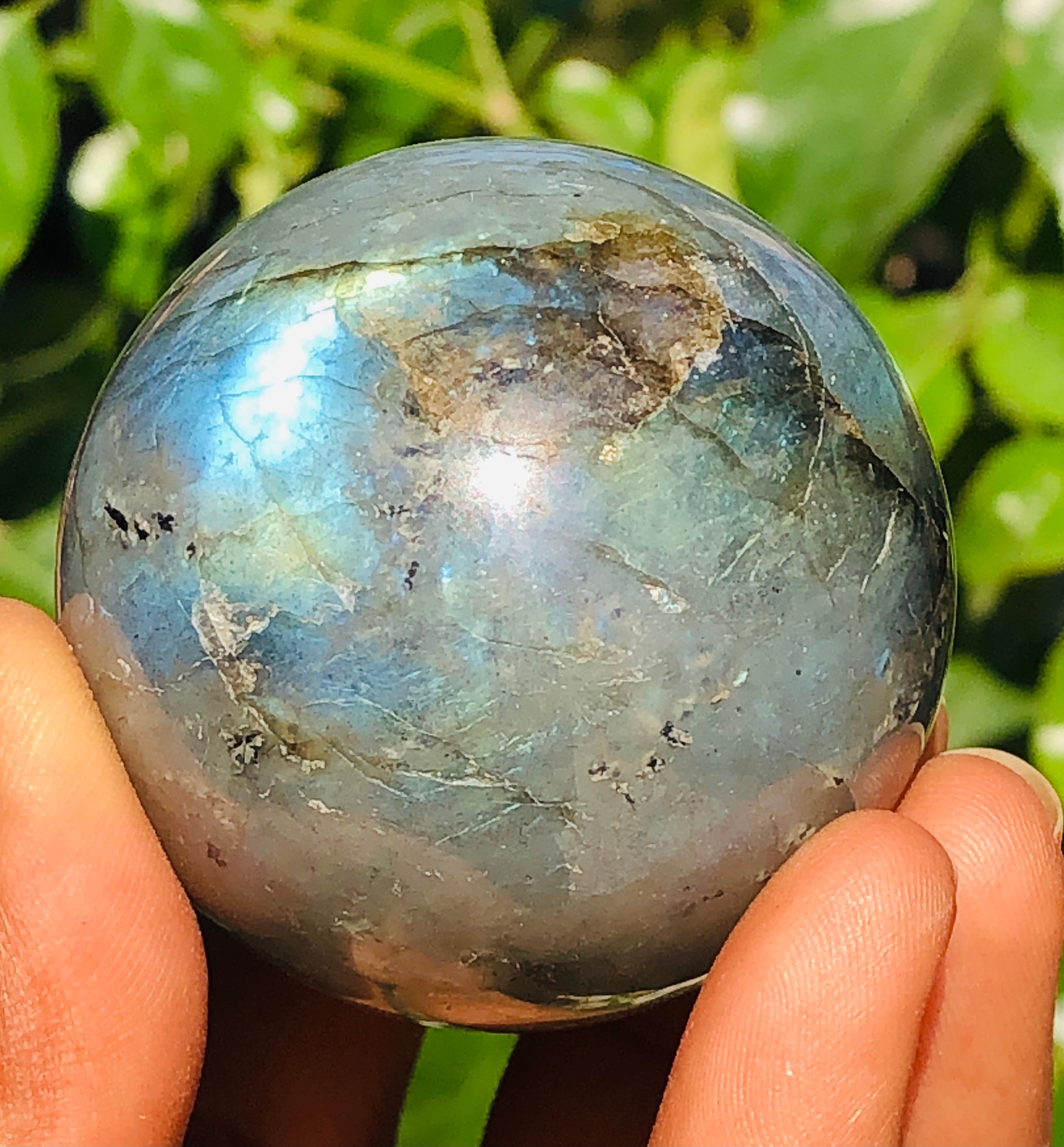 Radiant 656.00 Cts Genuine Blue Flash Labradorite Healing Ball Sphere Premium Crystal