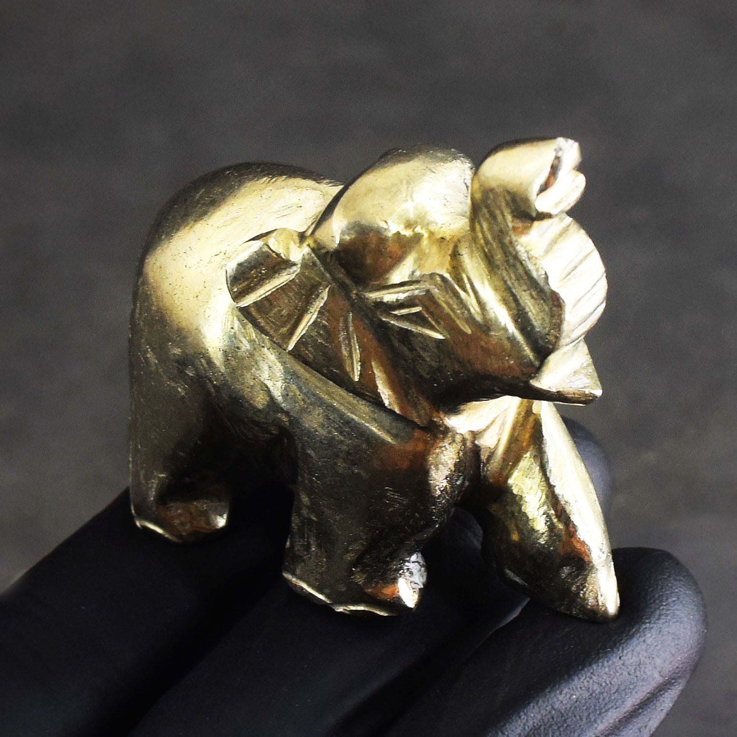 Striking 550.00 Cts Genuine Pyrite Hand Carved Gemstone Premium Elephant Crystal