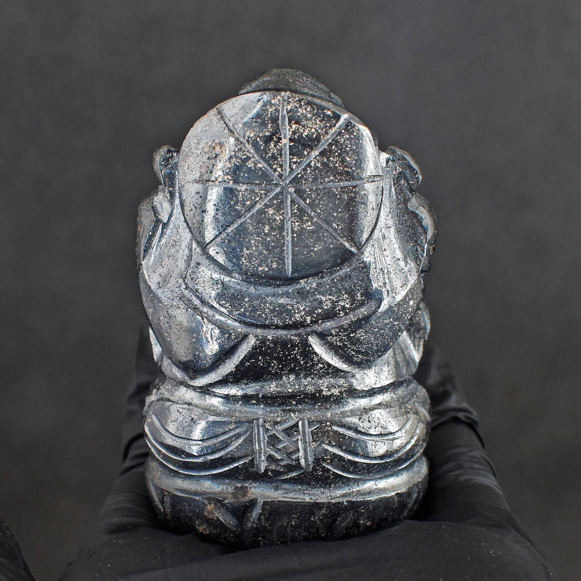 Artisian 1058.00 Carats Genuine Hematite Divine Hand Carved Crystal Gemstone Lord Ganesha Carving