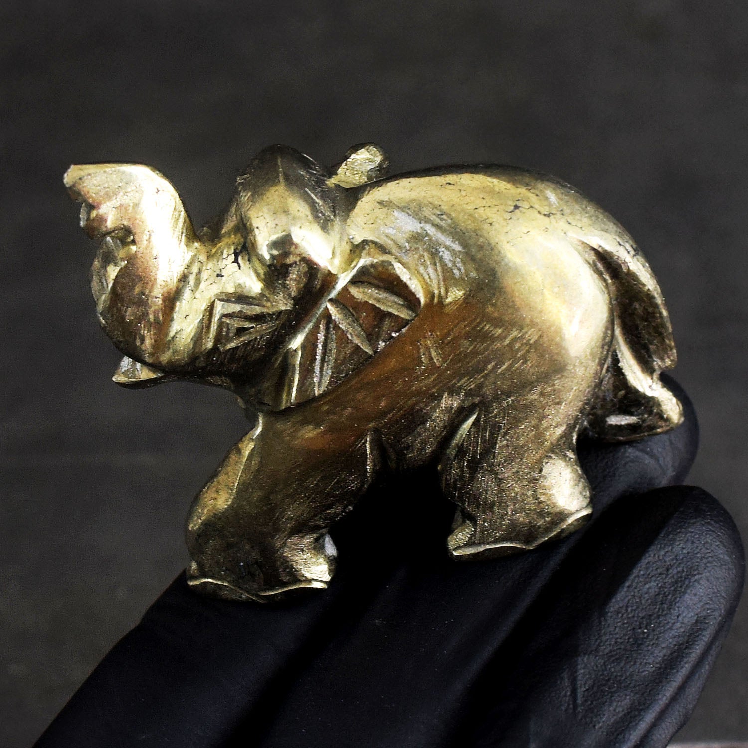 Striking 550.00 Cts Genuine Pyrite Hand Carved Gemstone Premium Elephant Crystal