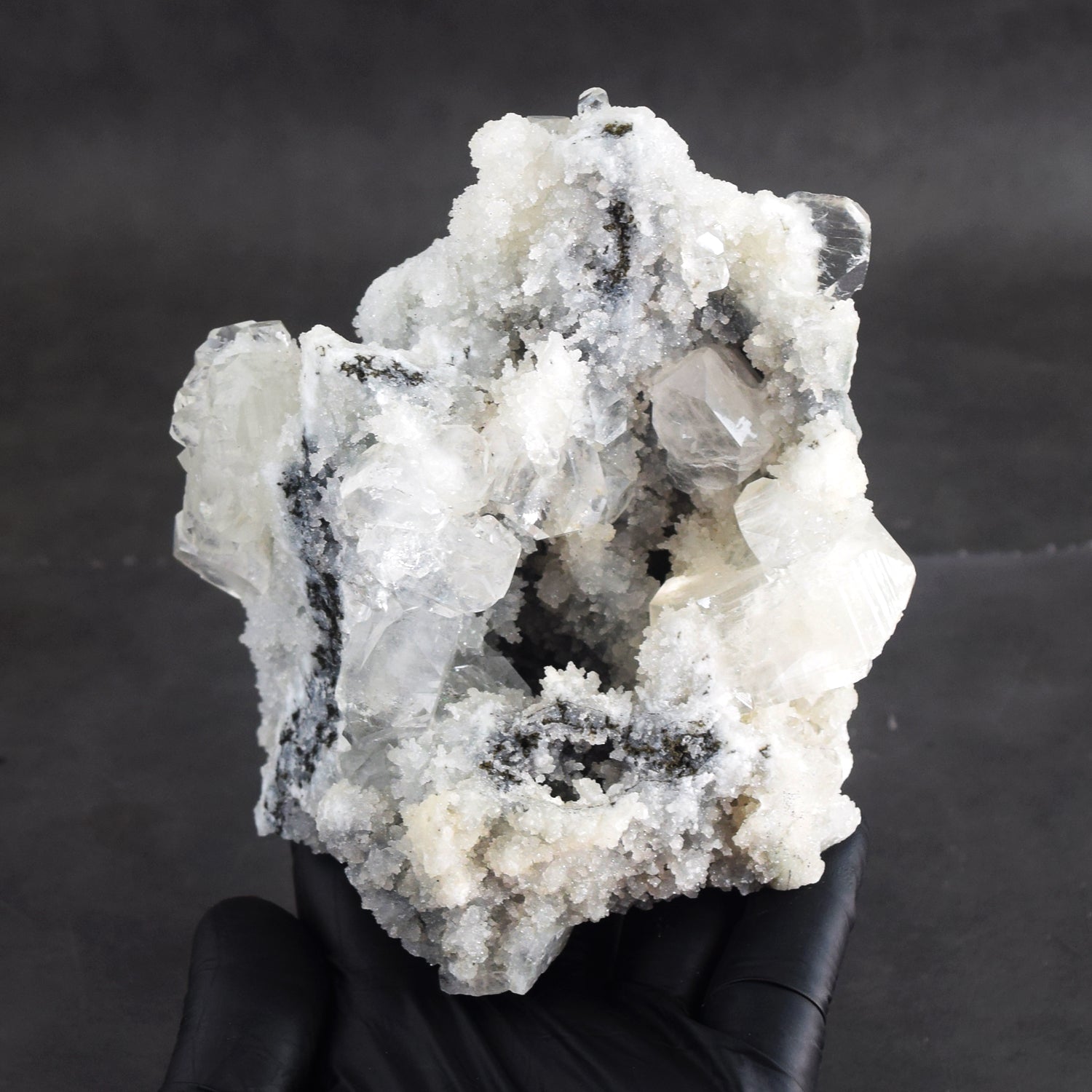 Finest Ever 792.00 Cts Genuine Chalcedony With Apophyllite Crystal Specimen Gemstone Cluster