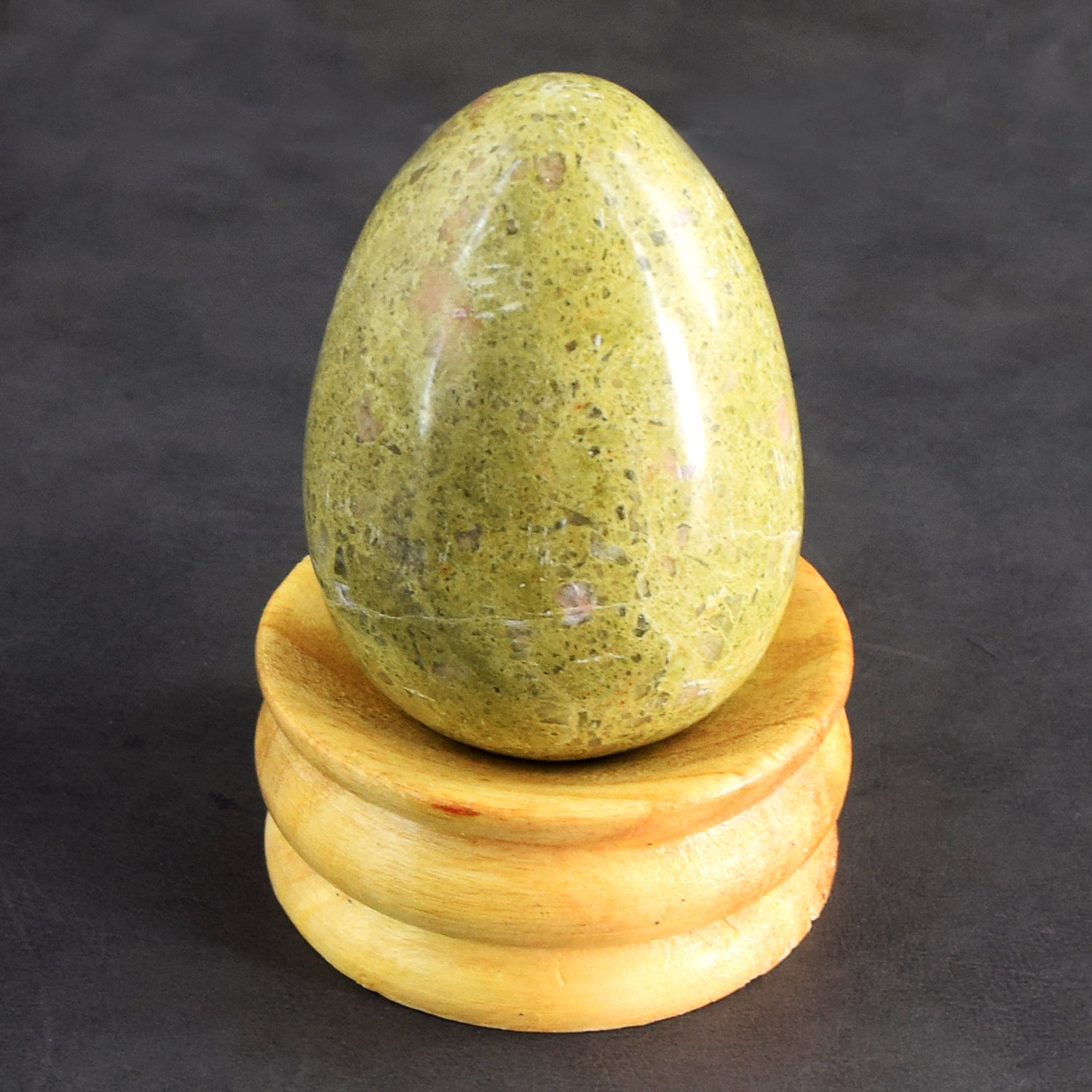 Pleasing 1127.00 Cts Genuine Blood Green Unakite Crystal Healing Pemium Egg